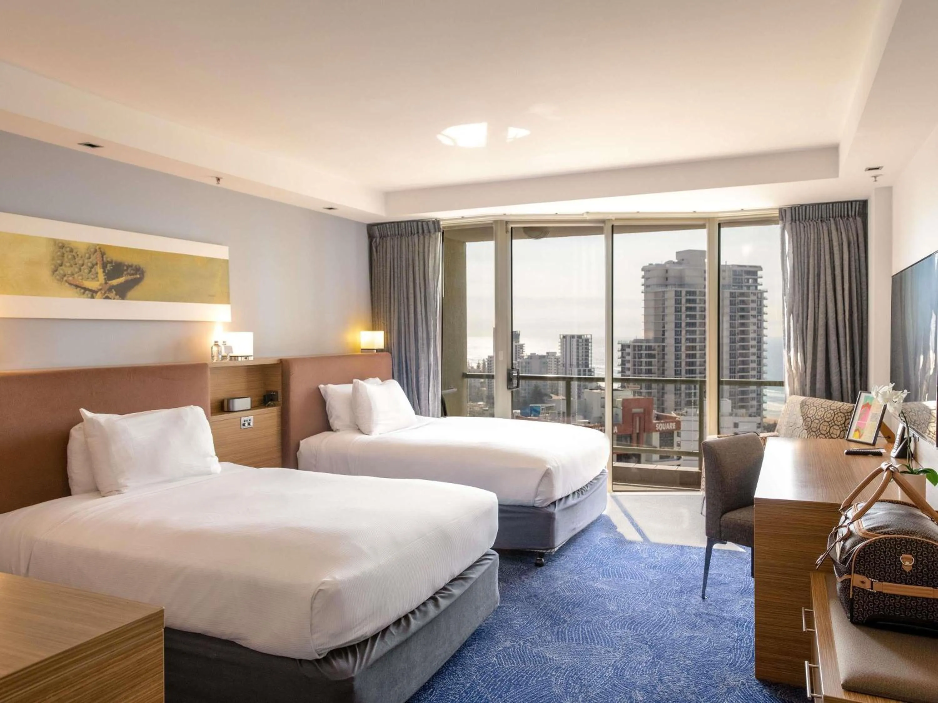 Bedroom, Bed in Sofitel Gold Coast Broadbeach