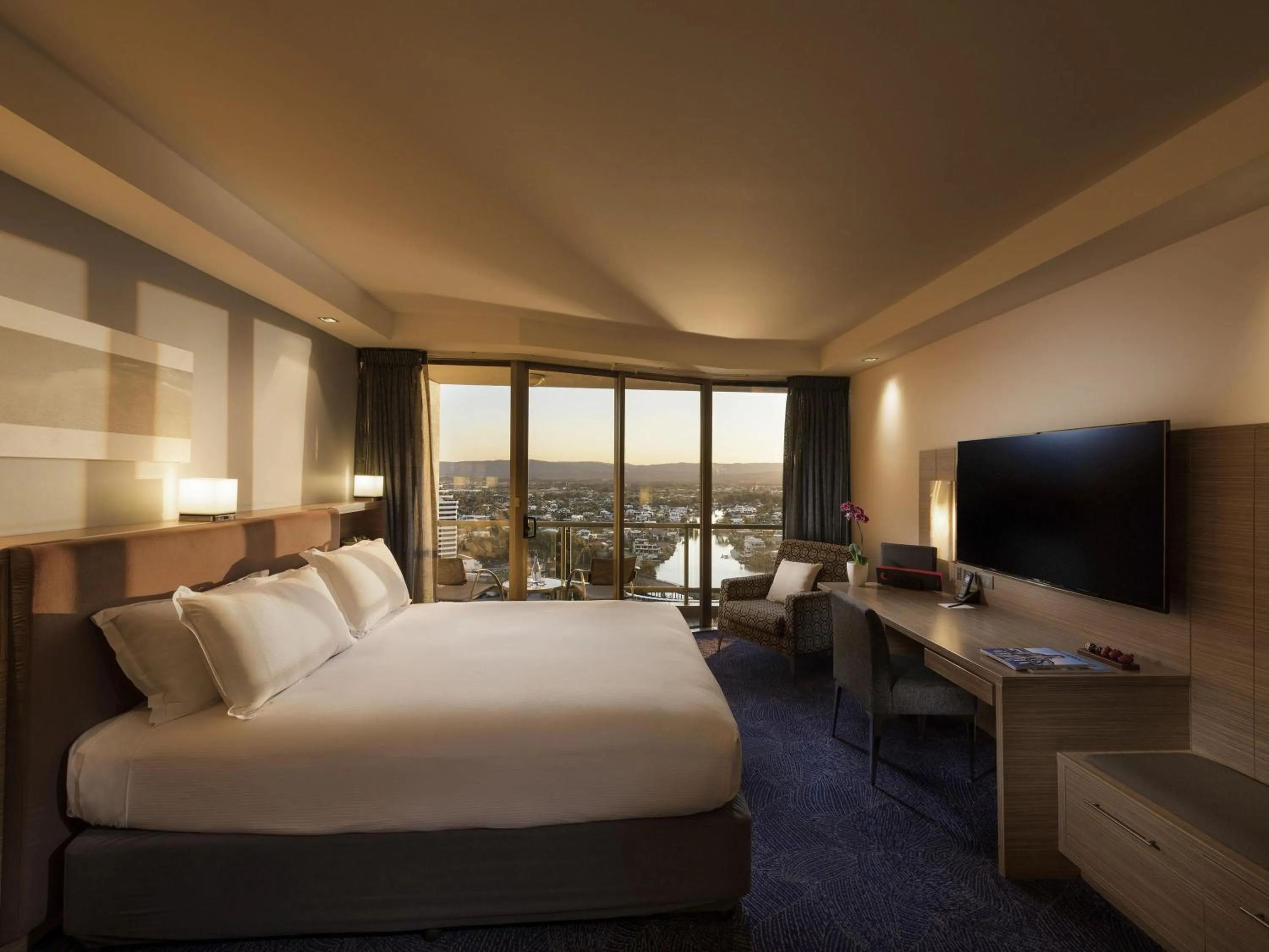 Bedroom, Bed in Sofitel Gold Coast Broadbeach