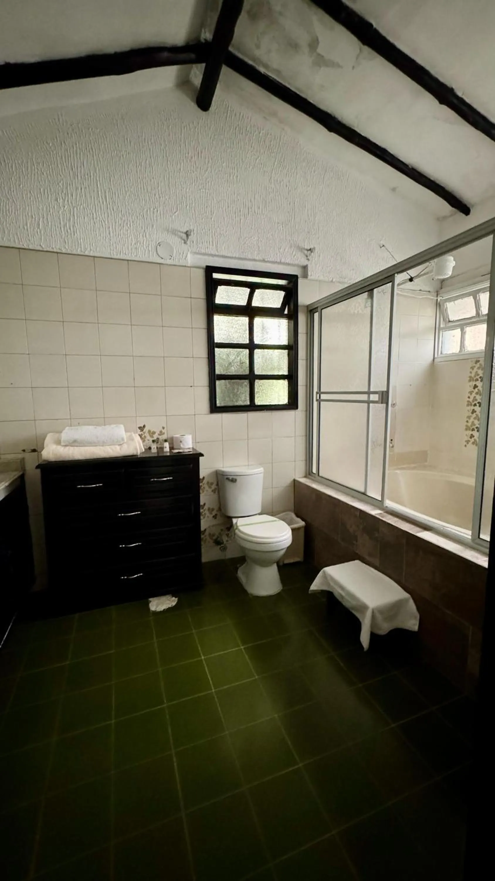 Toilet in Hotel Premium Real