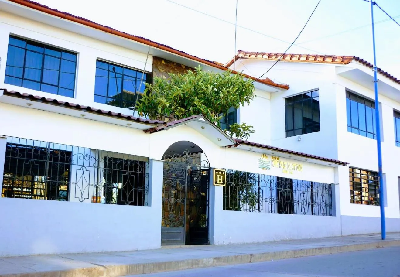 Property building in Hotel Sol del Oriente Cusco