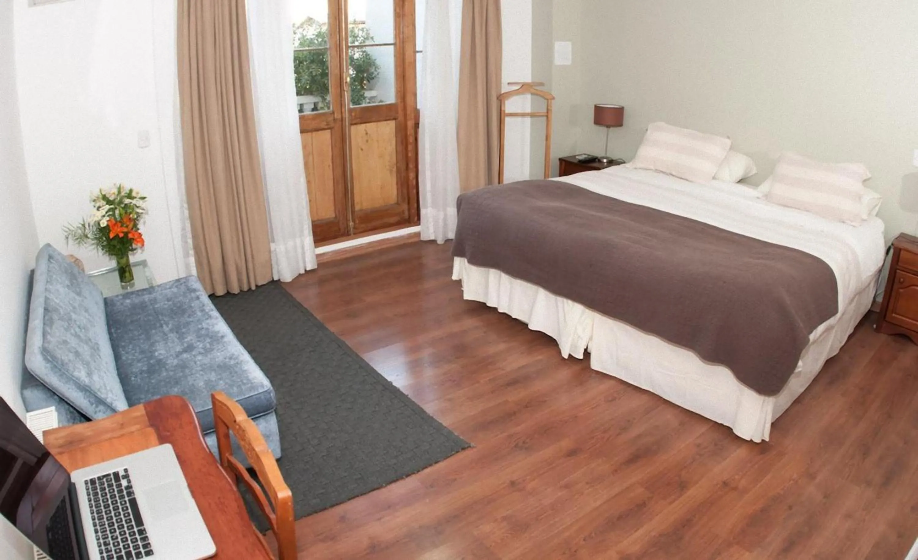 Photo of the whole room, Bed in Hotel Loreto