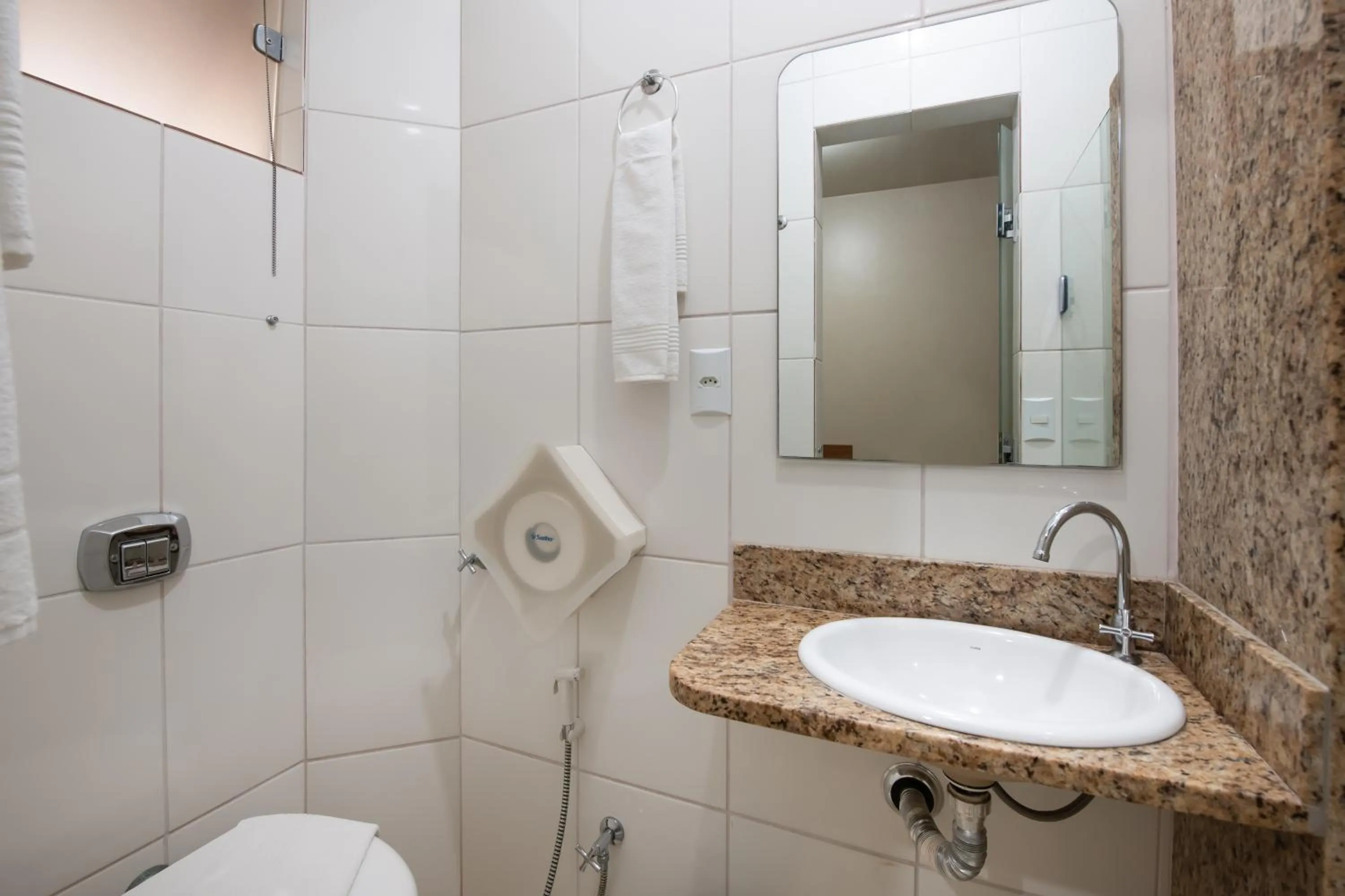 Bathroom in Hotel Pouso Alegre