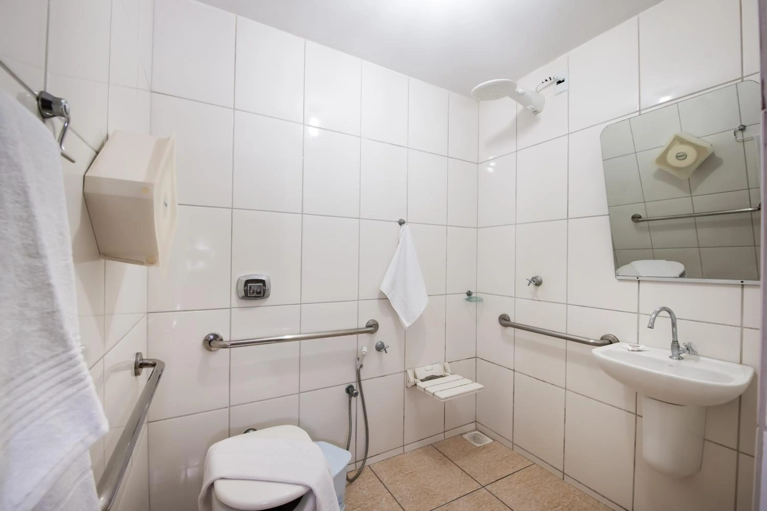 Bathroom in Hotel Pouso Alegre