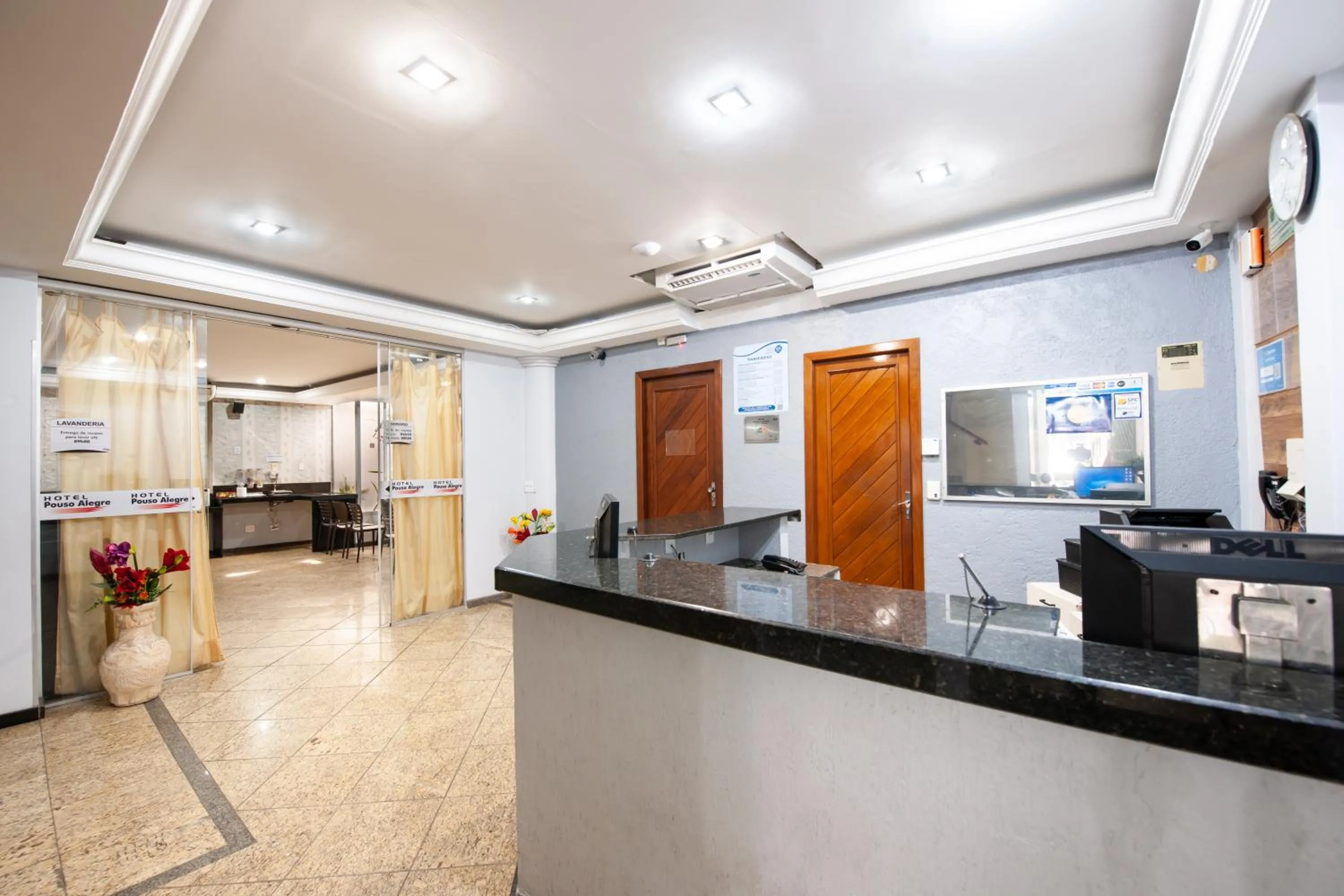 Lobby or reception in Hotel Pouso Alegre