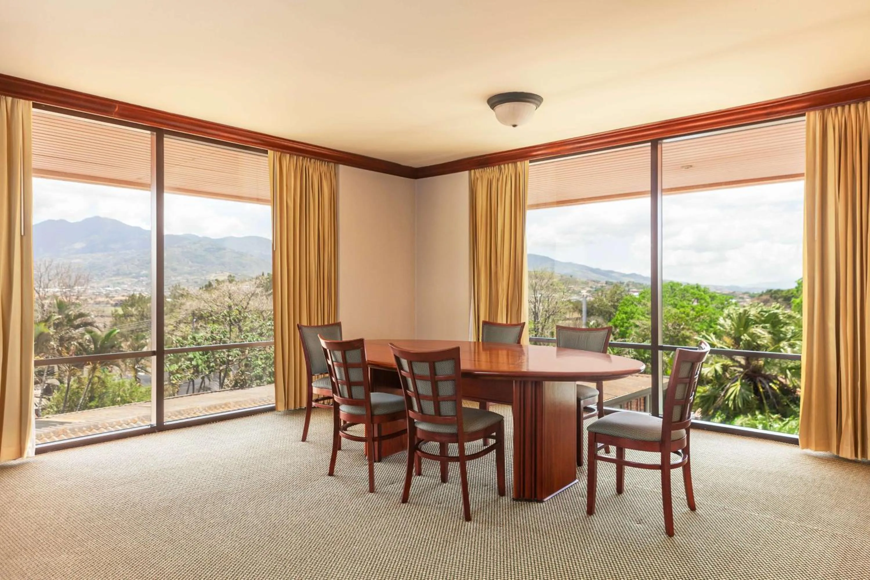 Photo of the whole room in Wyndham San Jose Herradura