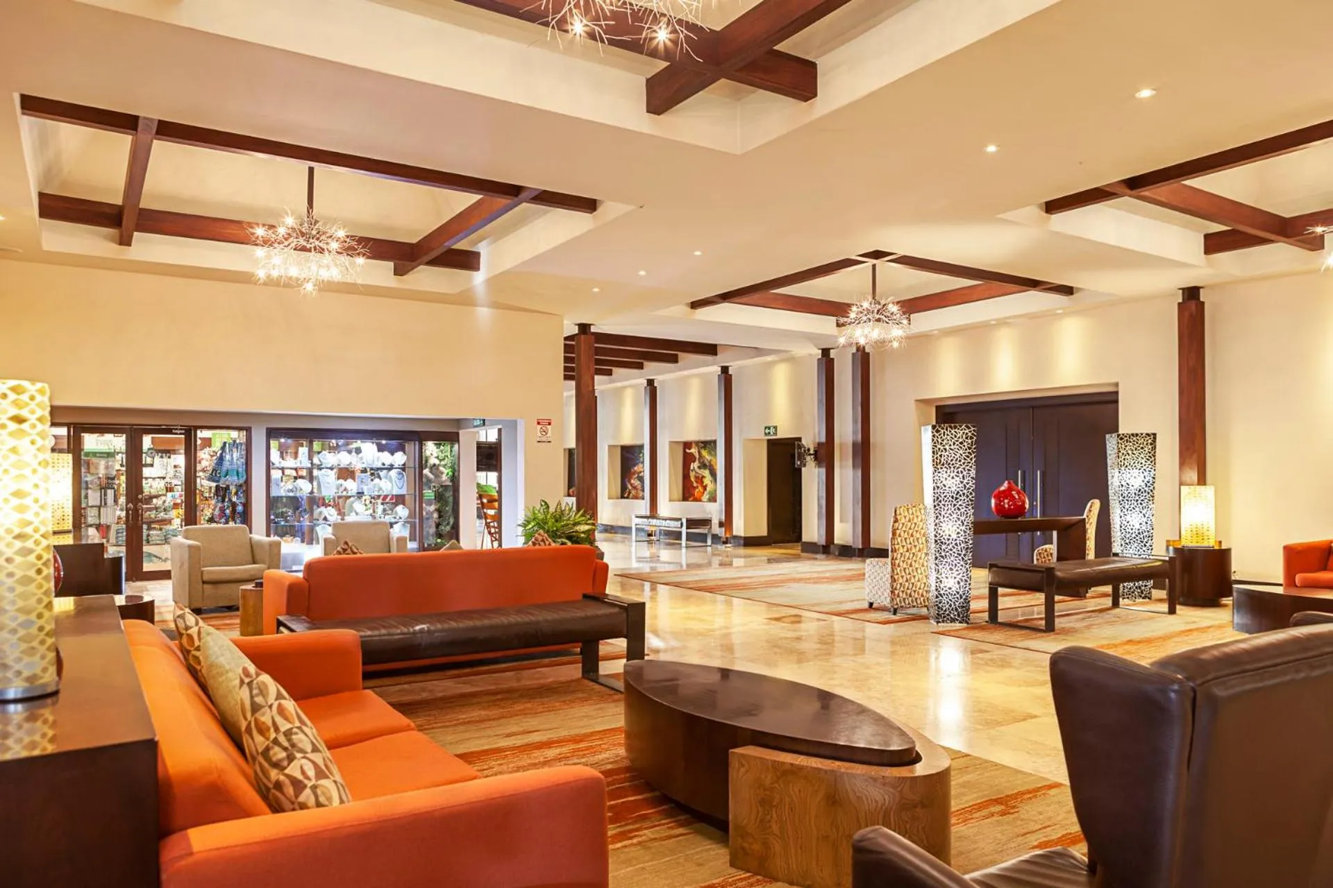 Lobby or reception in Wyndham San Jose Herradura