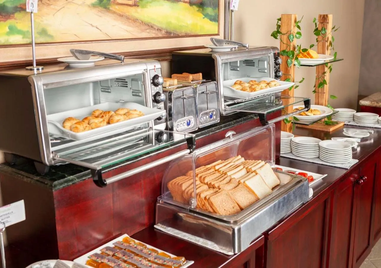 Breakfast in Wyndham San Jose Herradura