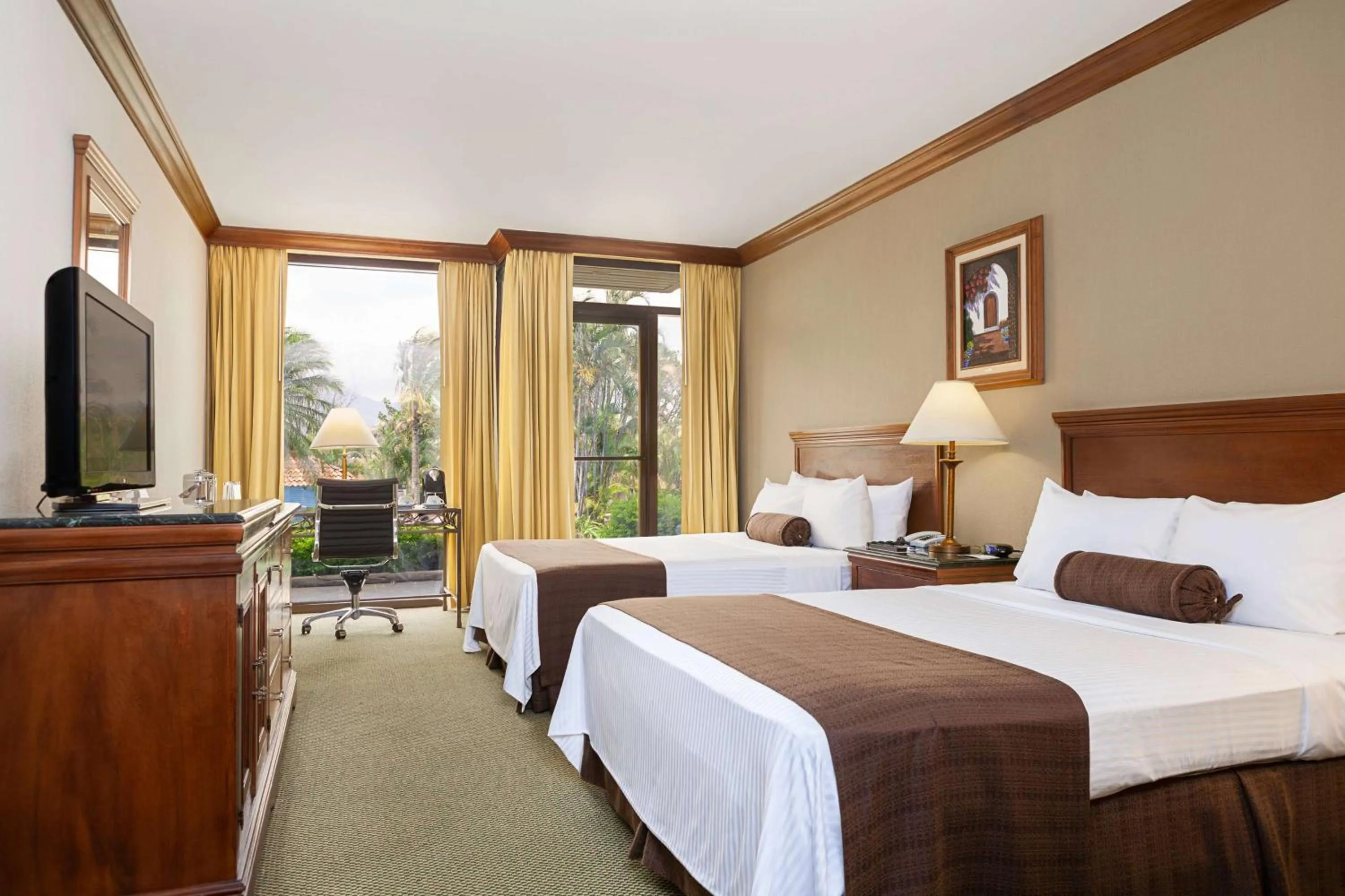 Photo of the whole room, Bed in Wyndham San Jose Herradura