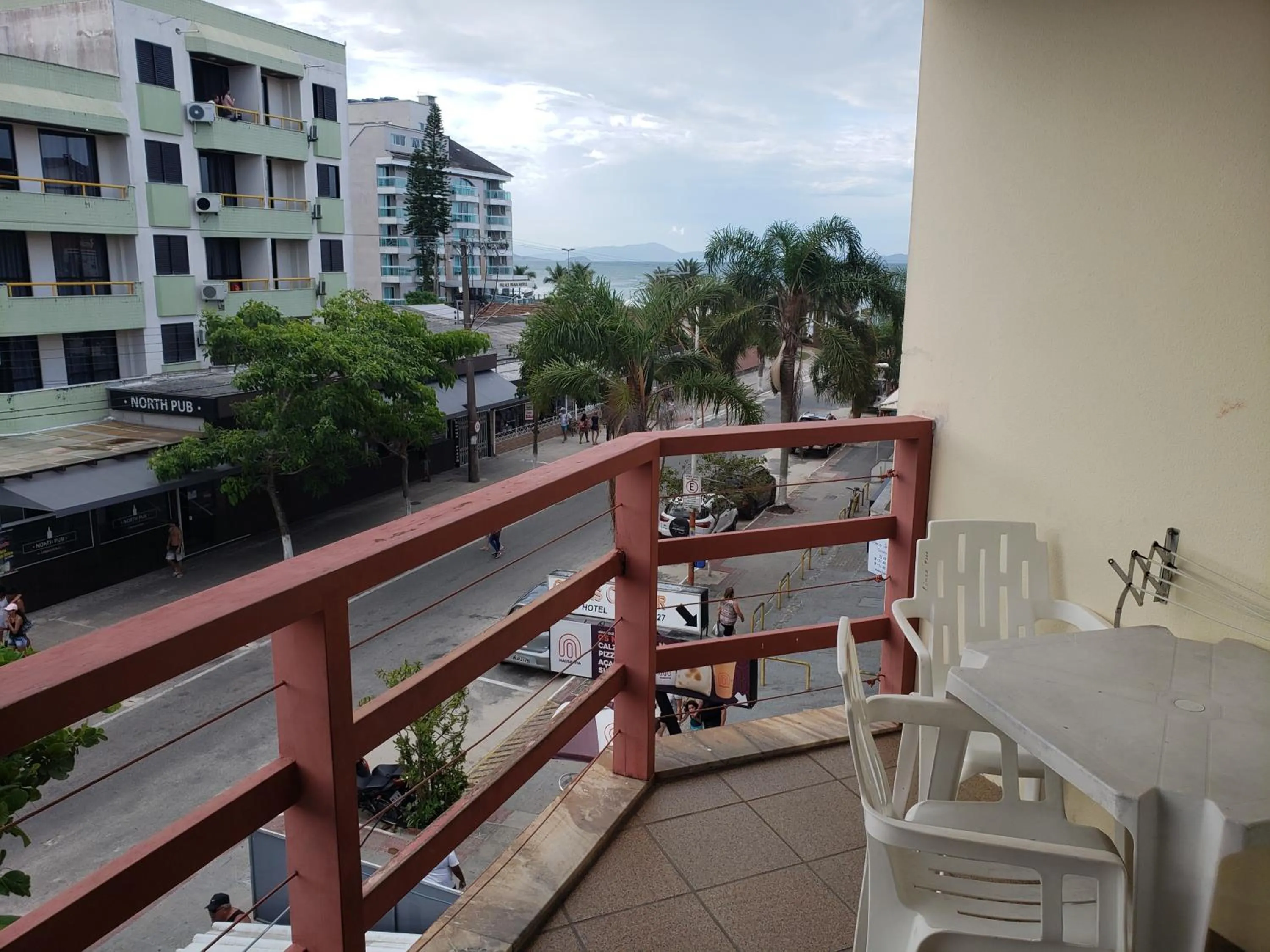 On site in Canascenter Apart Hotel