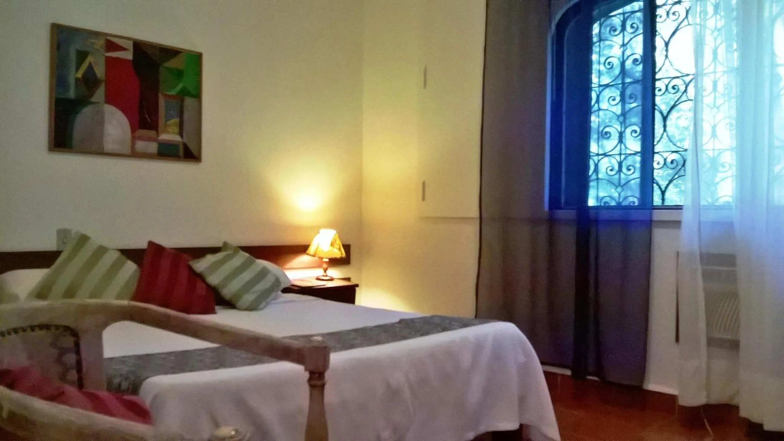 Photo of the whole room, Bed in Pousada Sitio Araribá