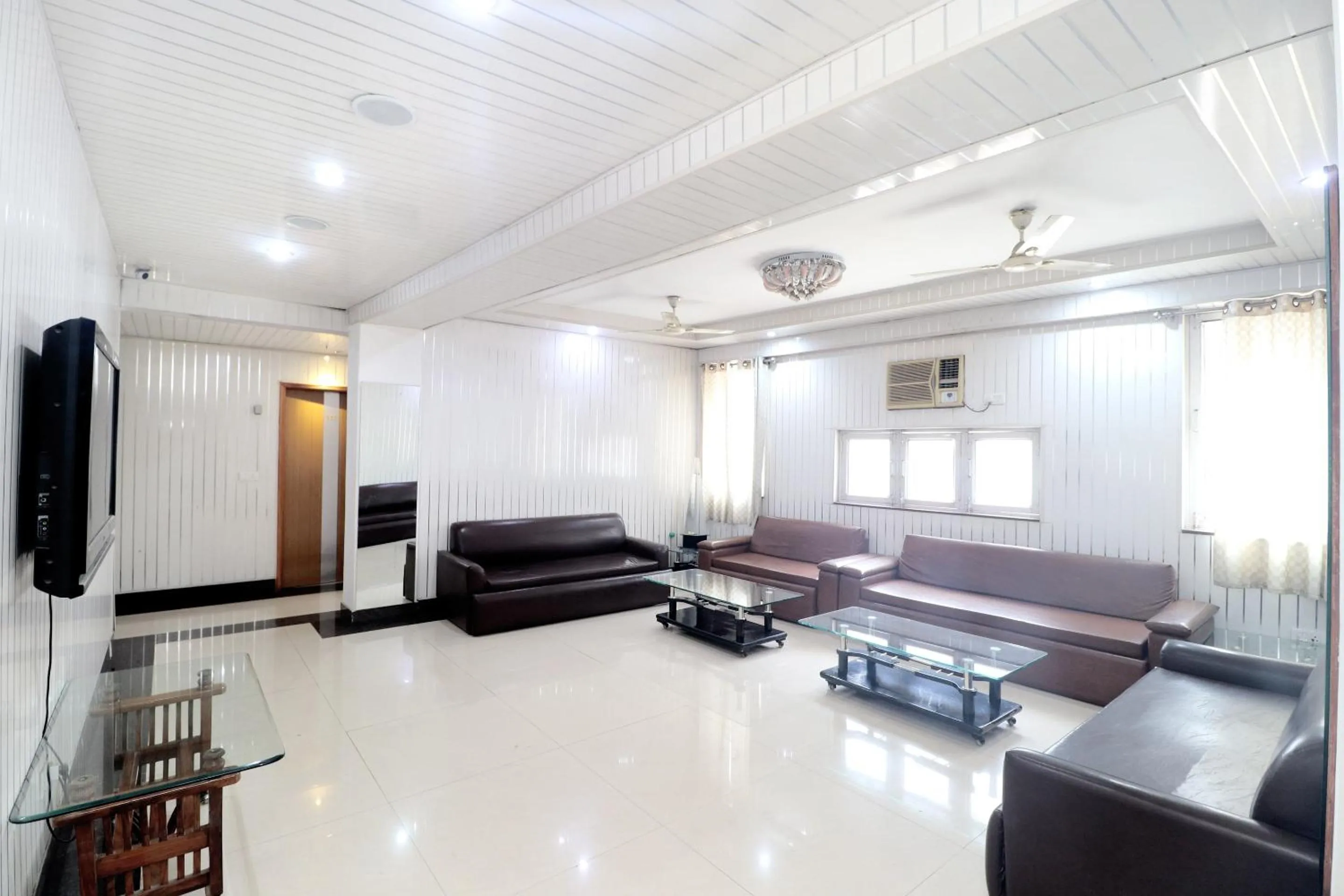 Lobby or reception in Hotel O Le Bon Ton