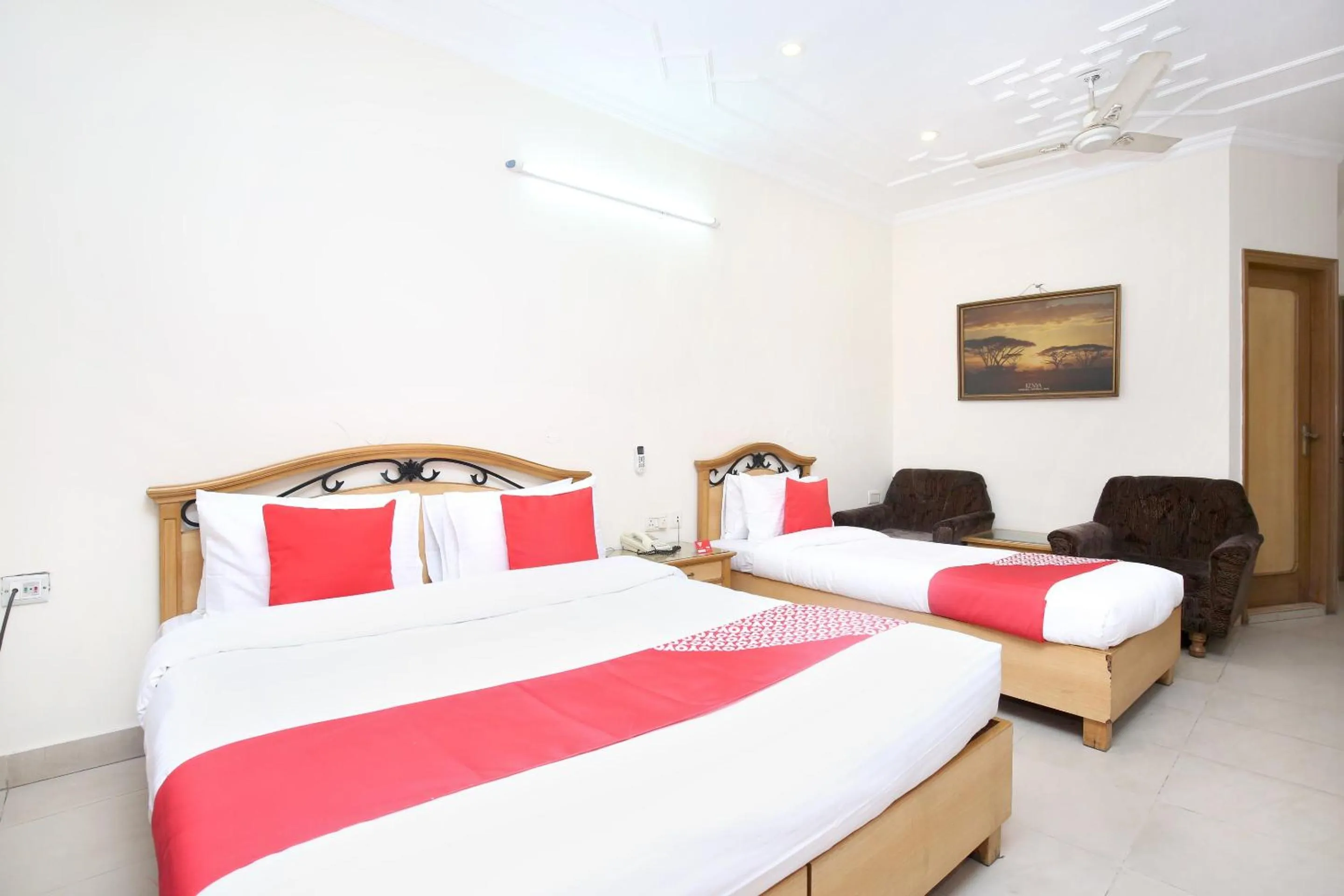 Bedroom, Bed in Hotel O Le Bon Ton