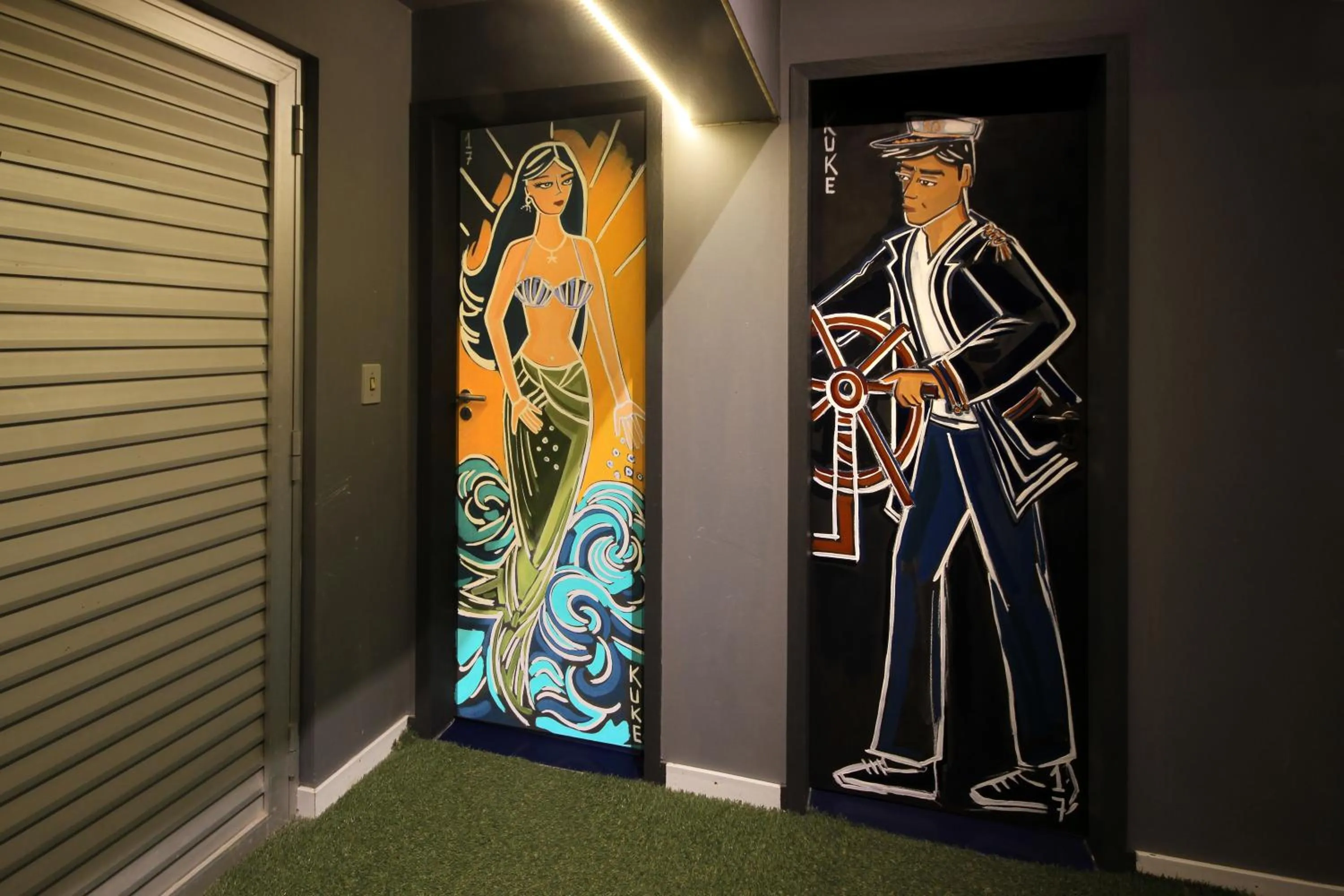 Shower in Cris Hotel