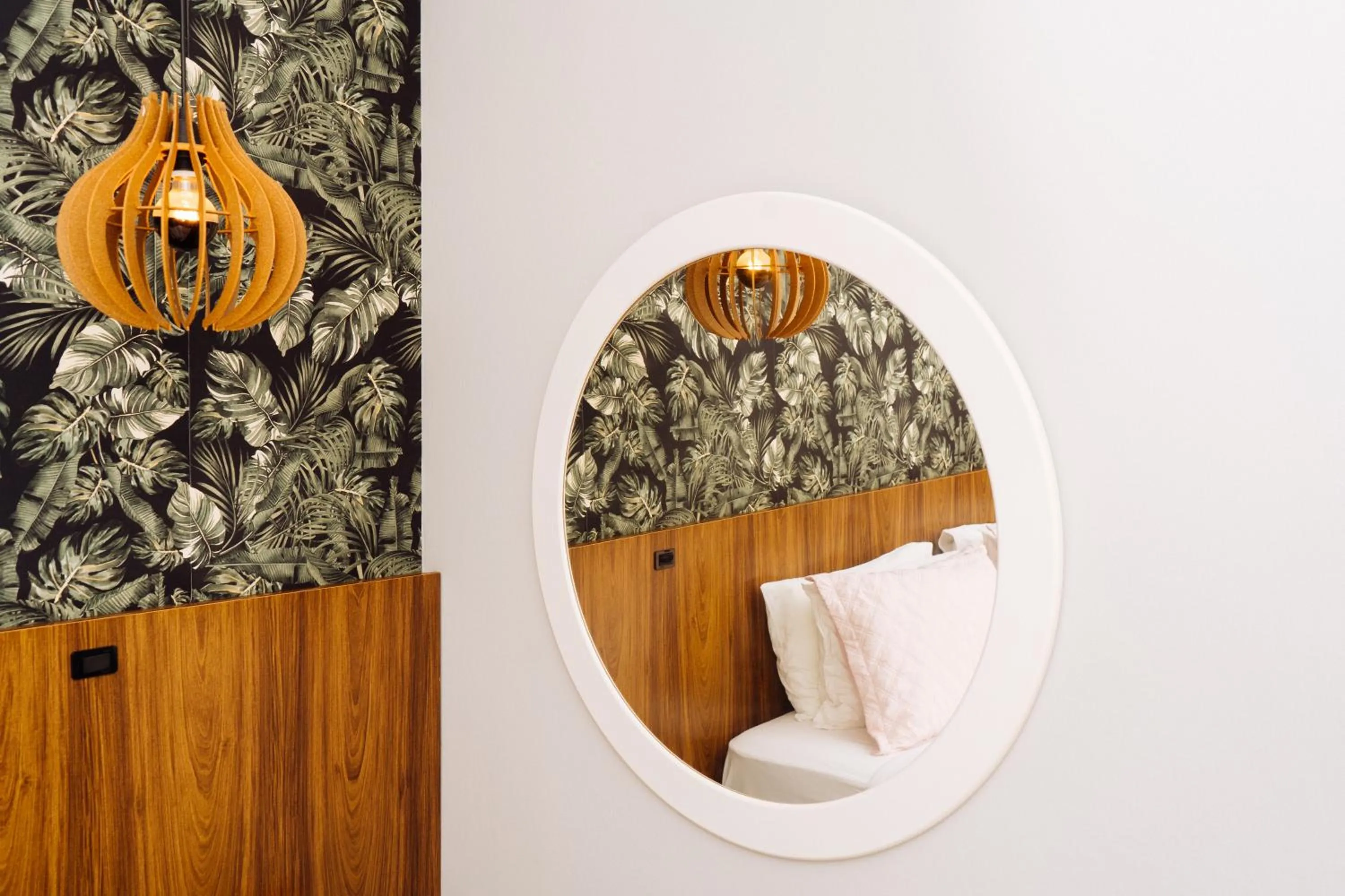 Decorative detail in Cris Hotel