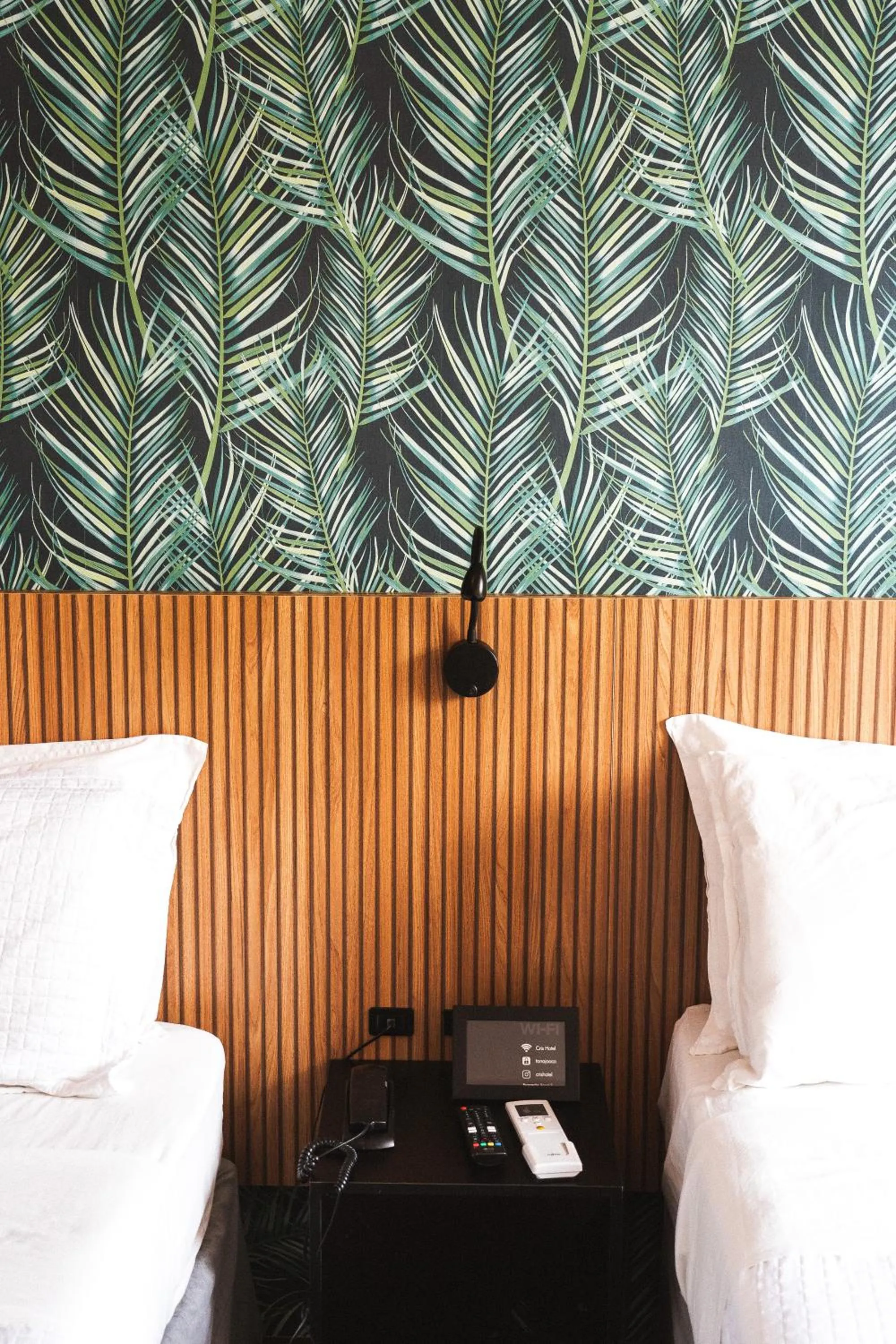 View (from property/room), Bed in Cris Hotel