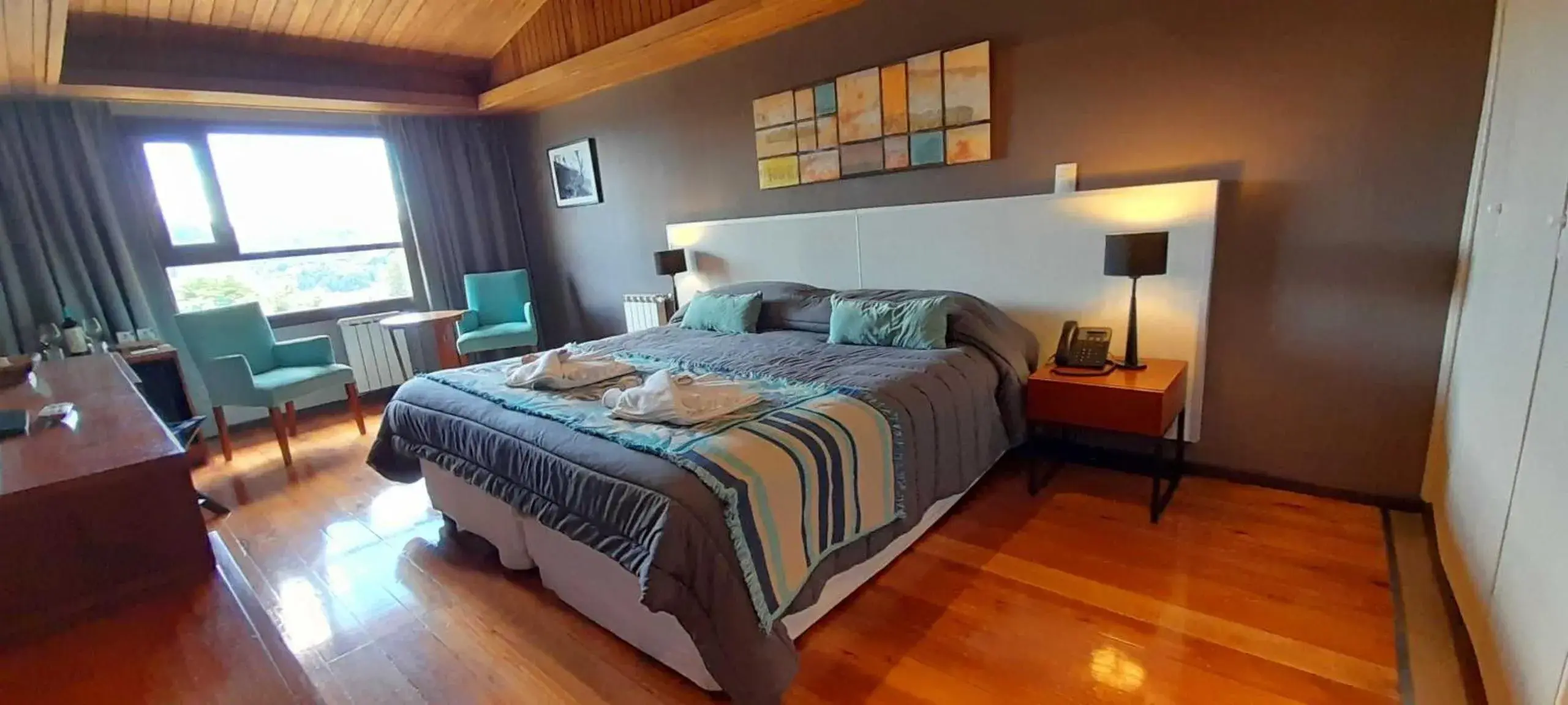 Superior Suite with Lake View in Boutique Hotel & Spa Bosque del Nahuel Superior Suite with Lake View in Boutique Hotel & Spa Bosque del Nahuel