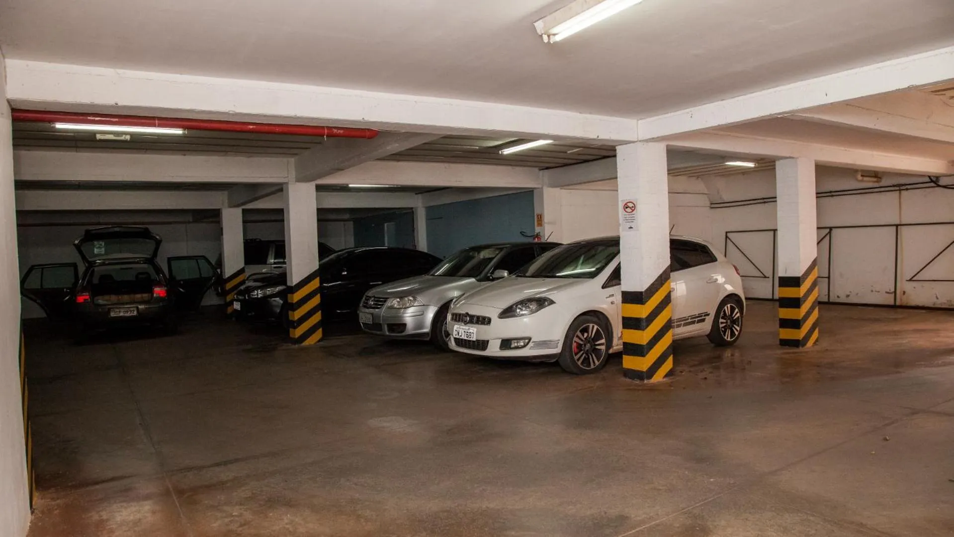 Parking in Nobile Plaza Hotel