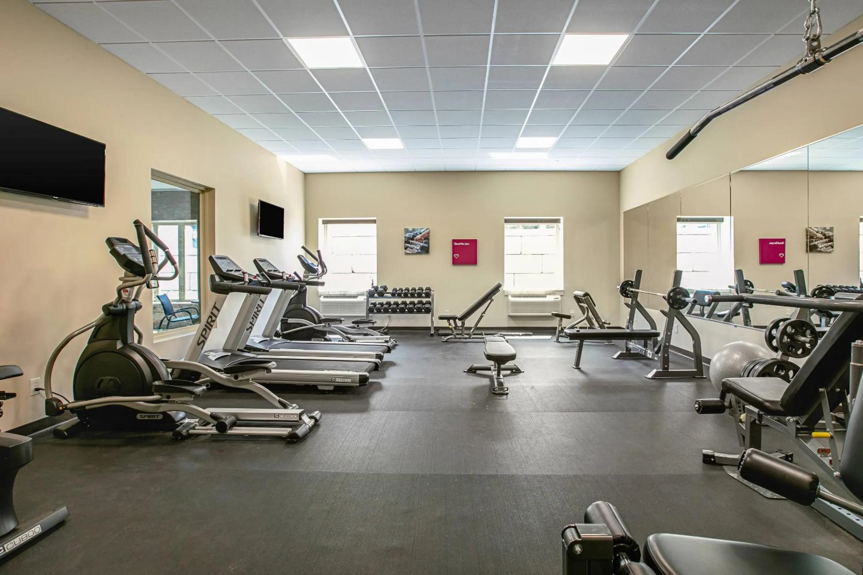 Fitness centre/facilities in Comfort Suites Fishkill near Interstate 84