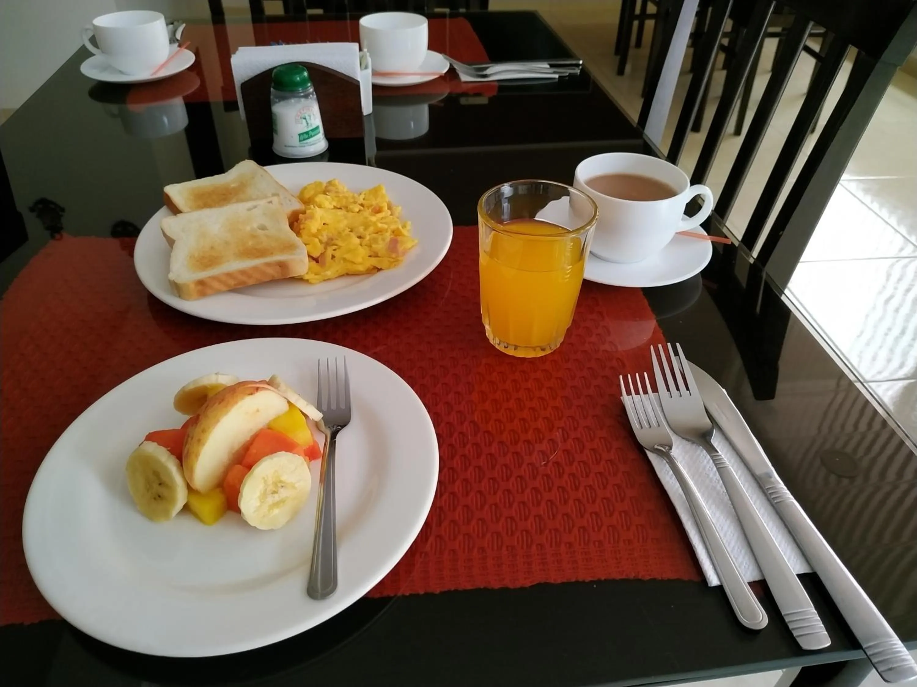 Breakfast in Hotel Confort Bogota