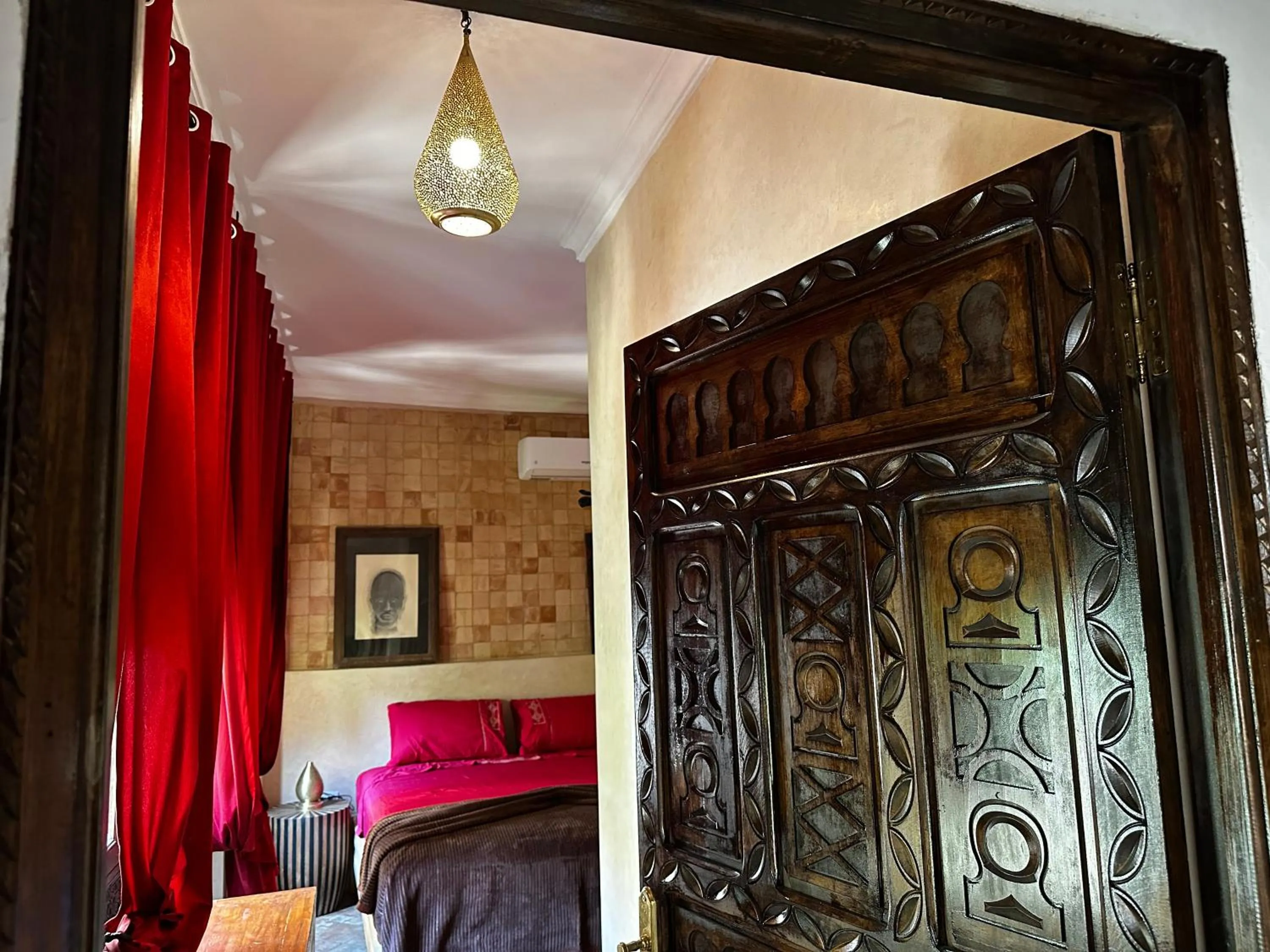Bedroom, Bed in Riad Bamileke