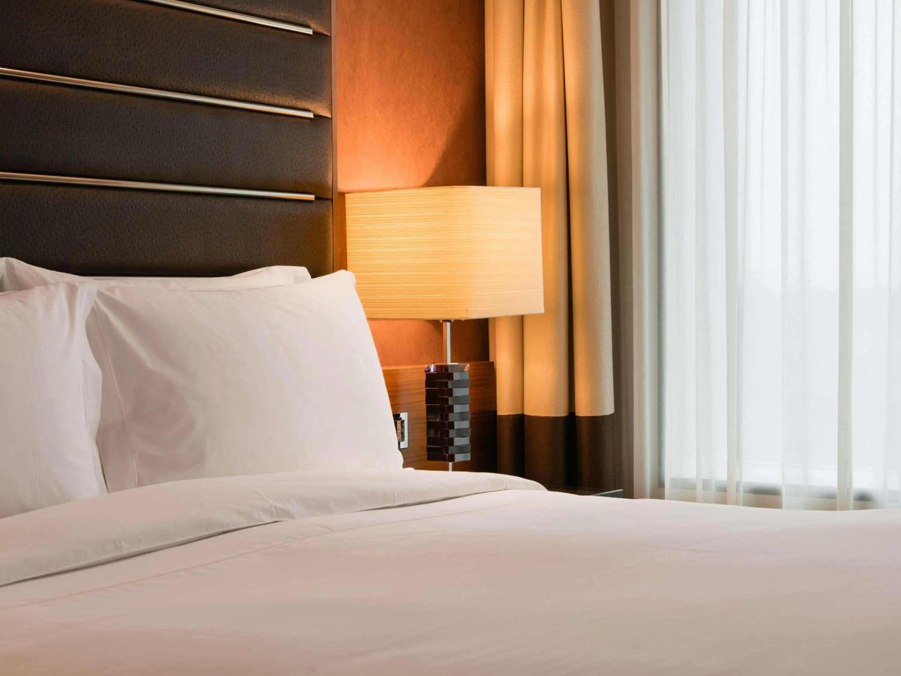 Bedroom, Bed in Sofitel London Heathrow