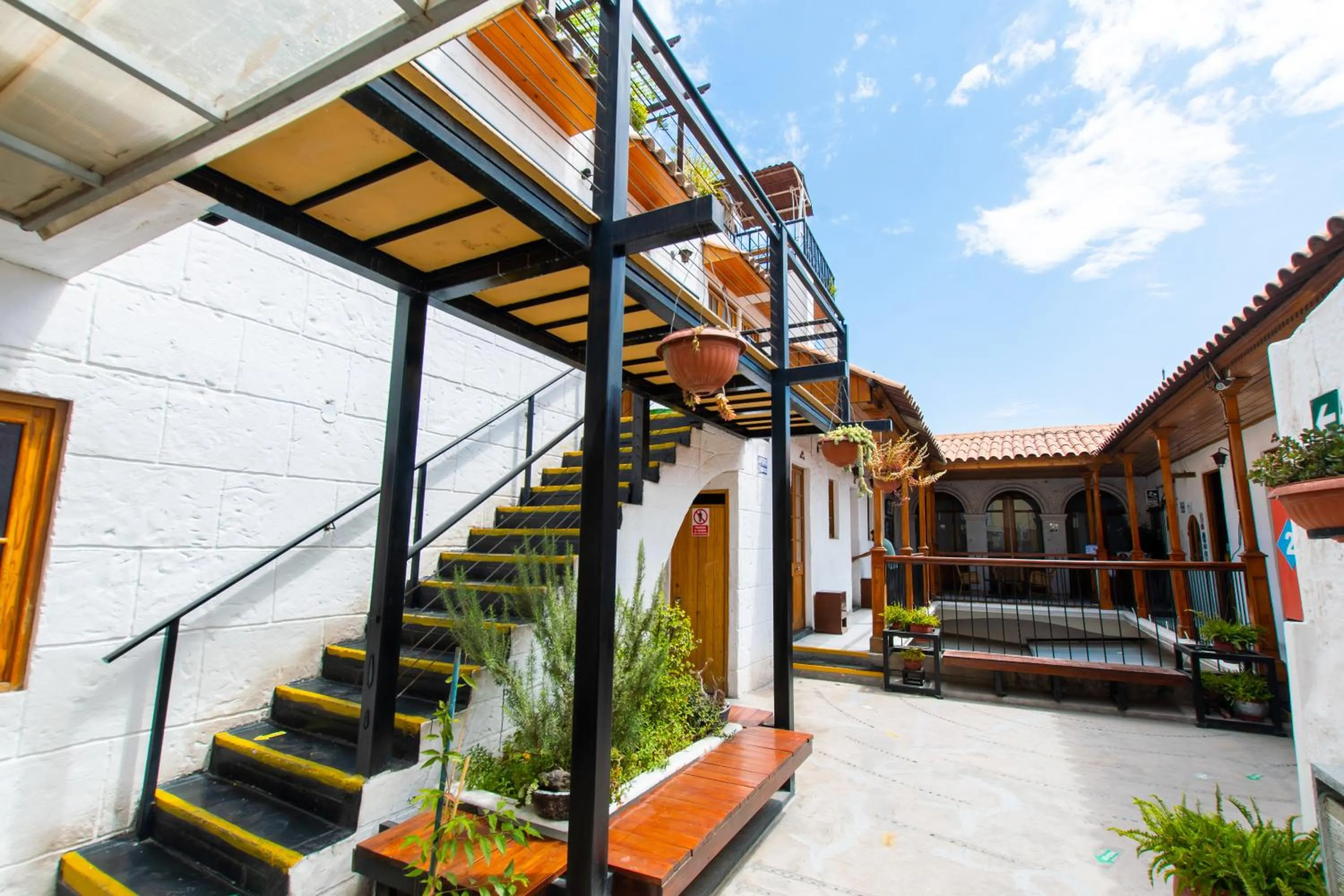 Property building in Le Foyer Arequipa