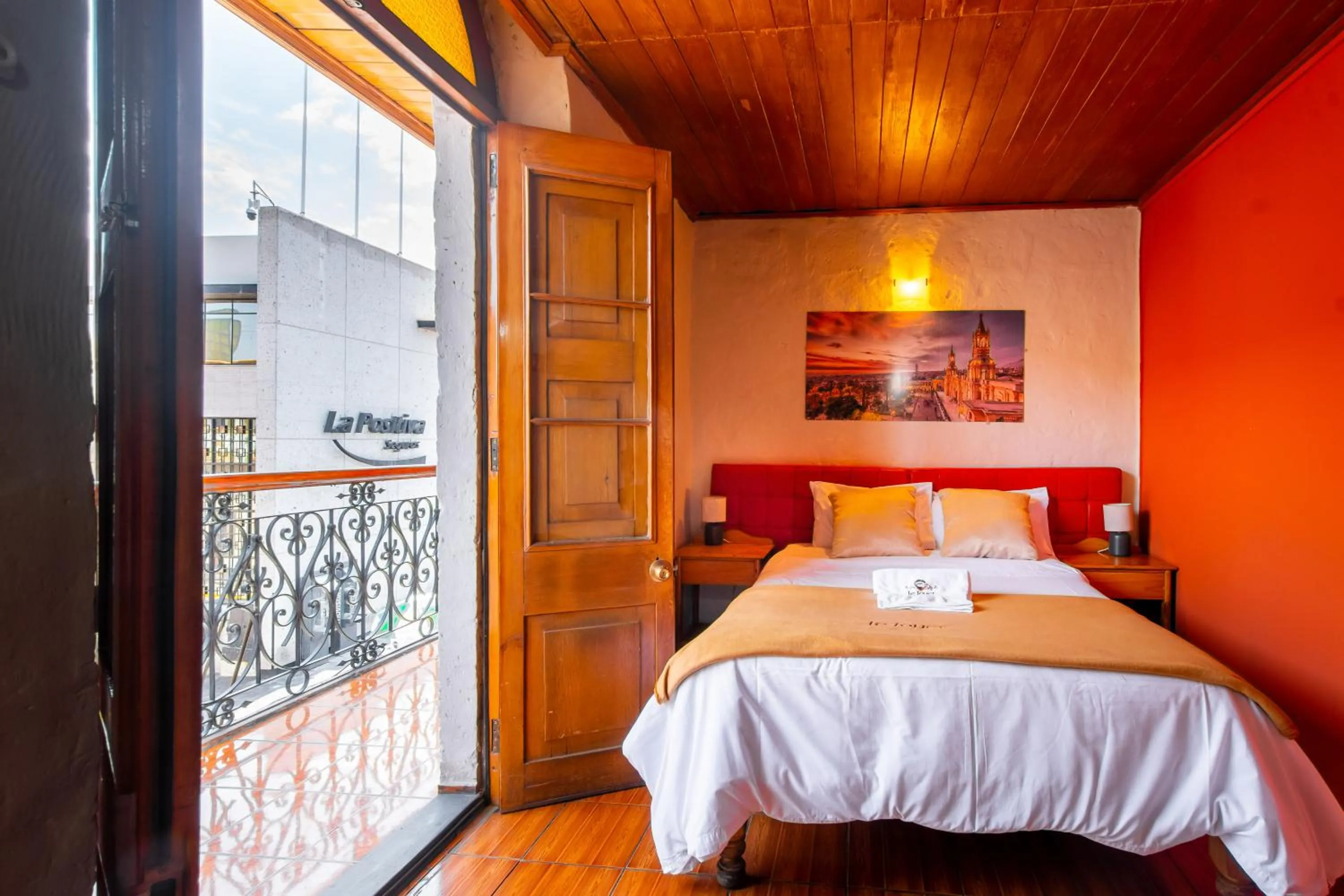 Photo of the whole room, Bed in Le Foyer Arequipa