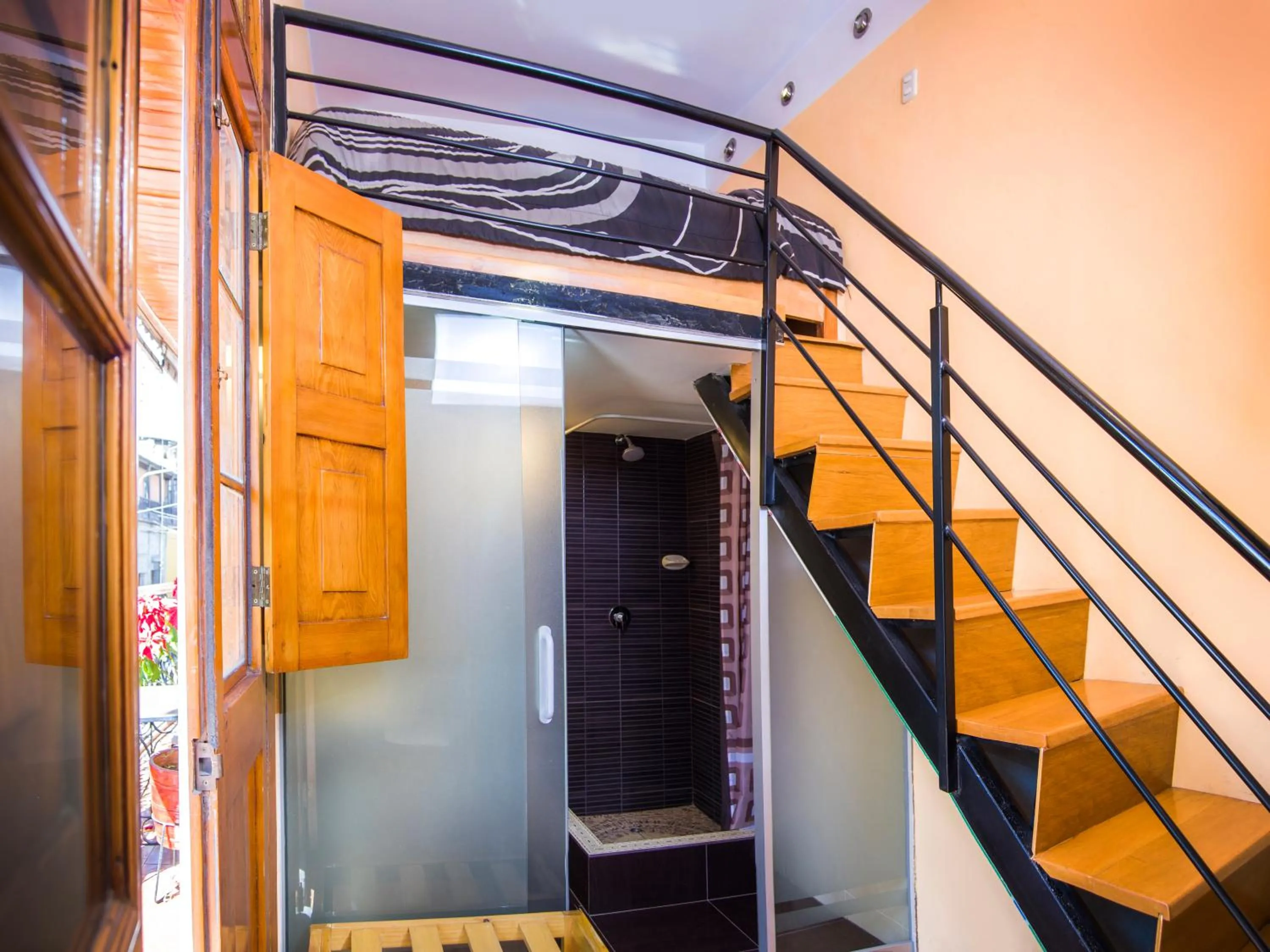 Photo of the whole room in Le Foyer Arequipa