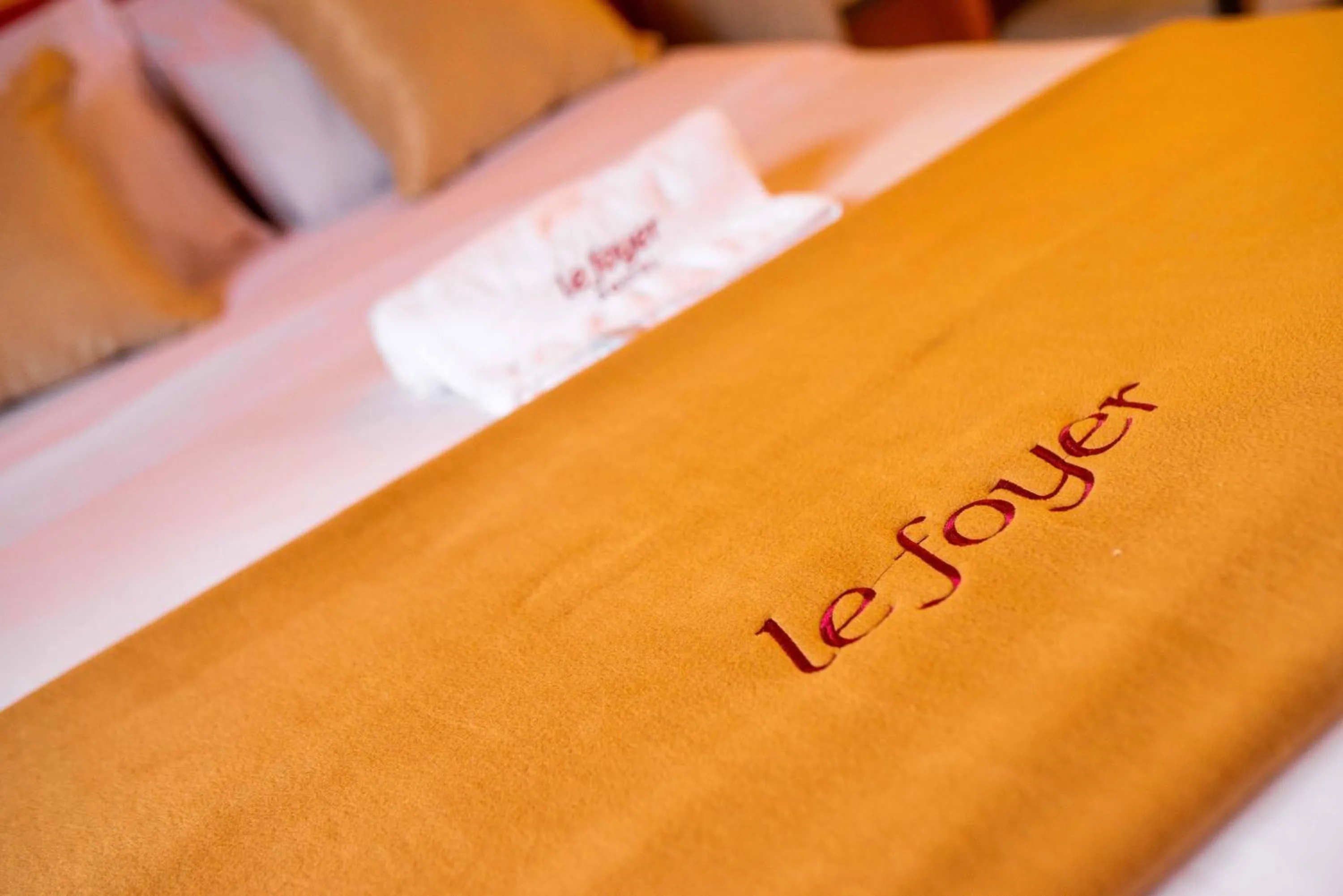 Property logo or sign, Bed in Le Foyer Arequipa