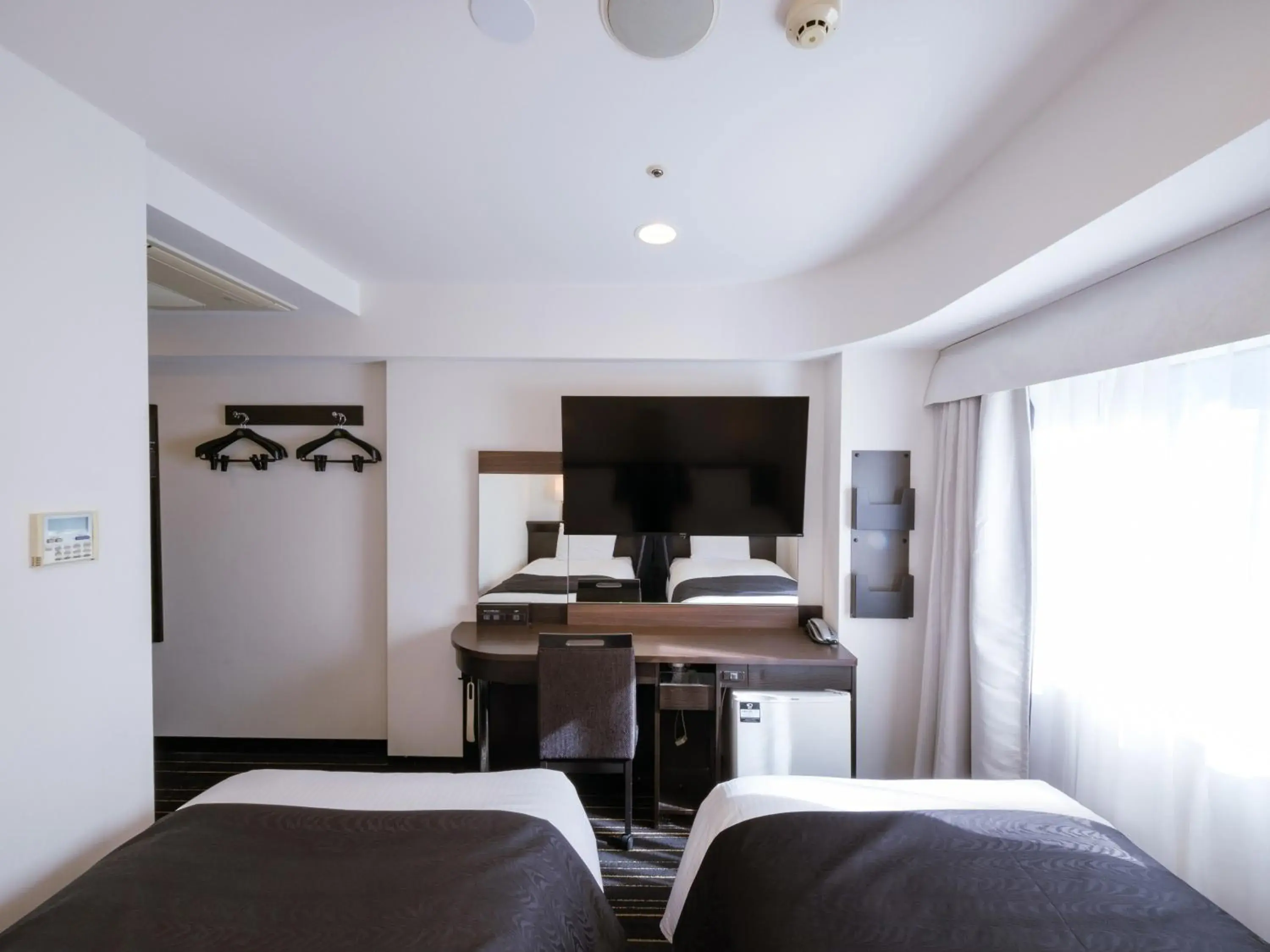 Twin Room - Smoking in APA Hotel Keisei Narita Ekimae Twin Room - Smoking in APA Hotel Keisei Narita Ekimae