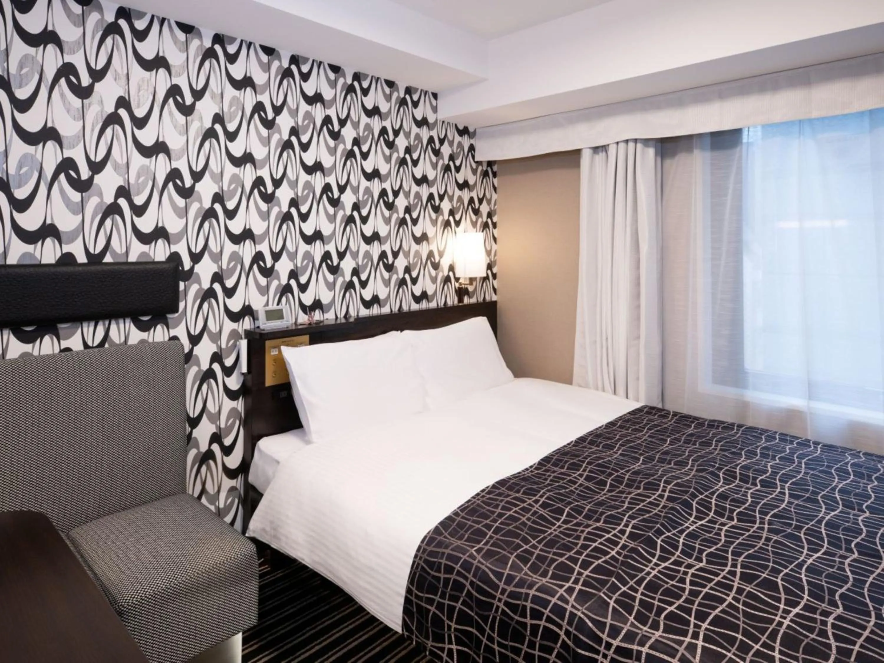 Photo of the whole room, Bed in APA Hotel Tokyo Kudanshita