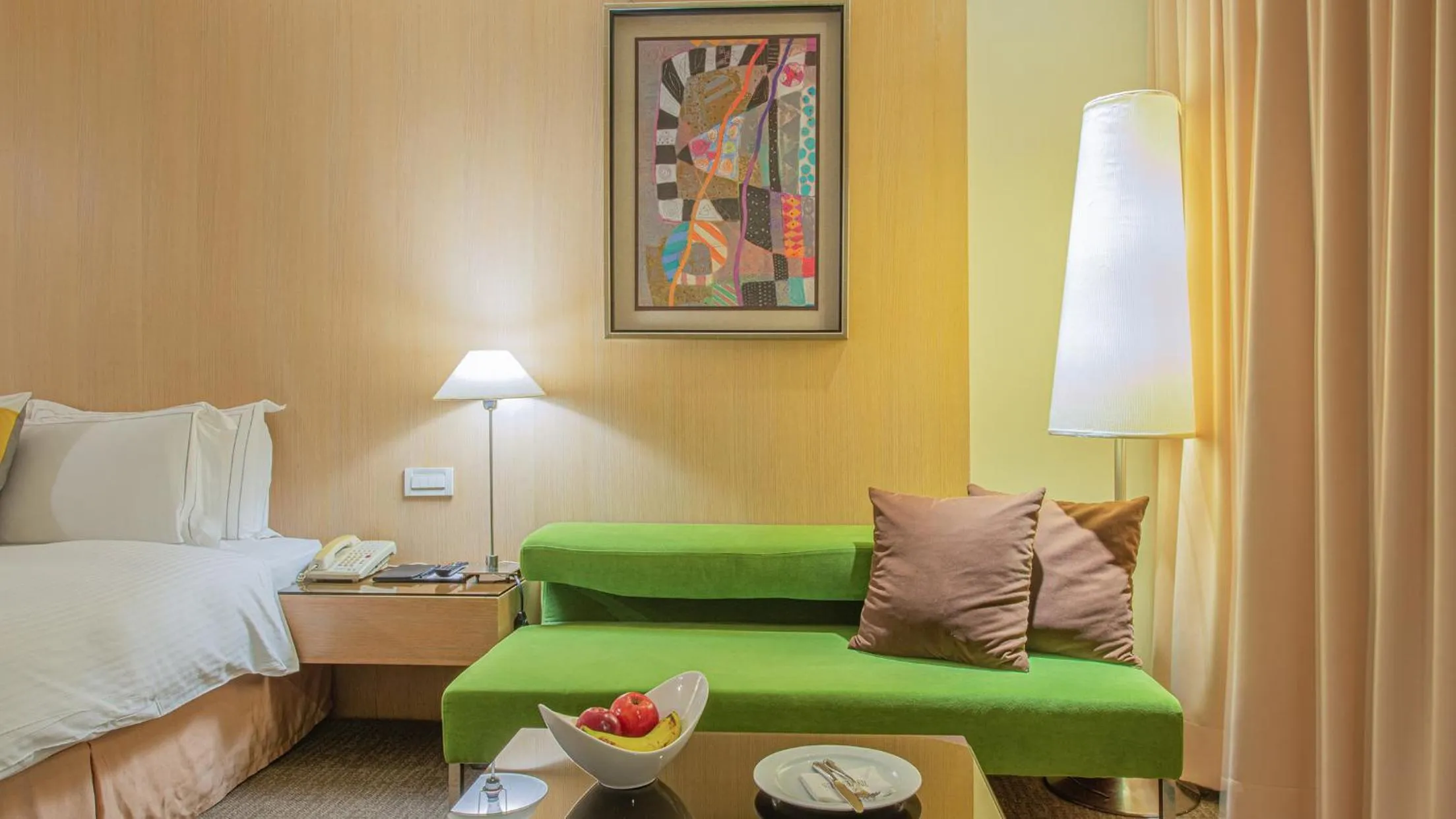 Living room, Bed in Tempus Hotel