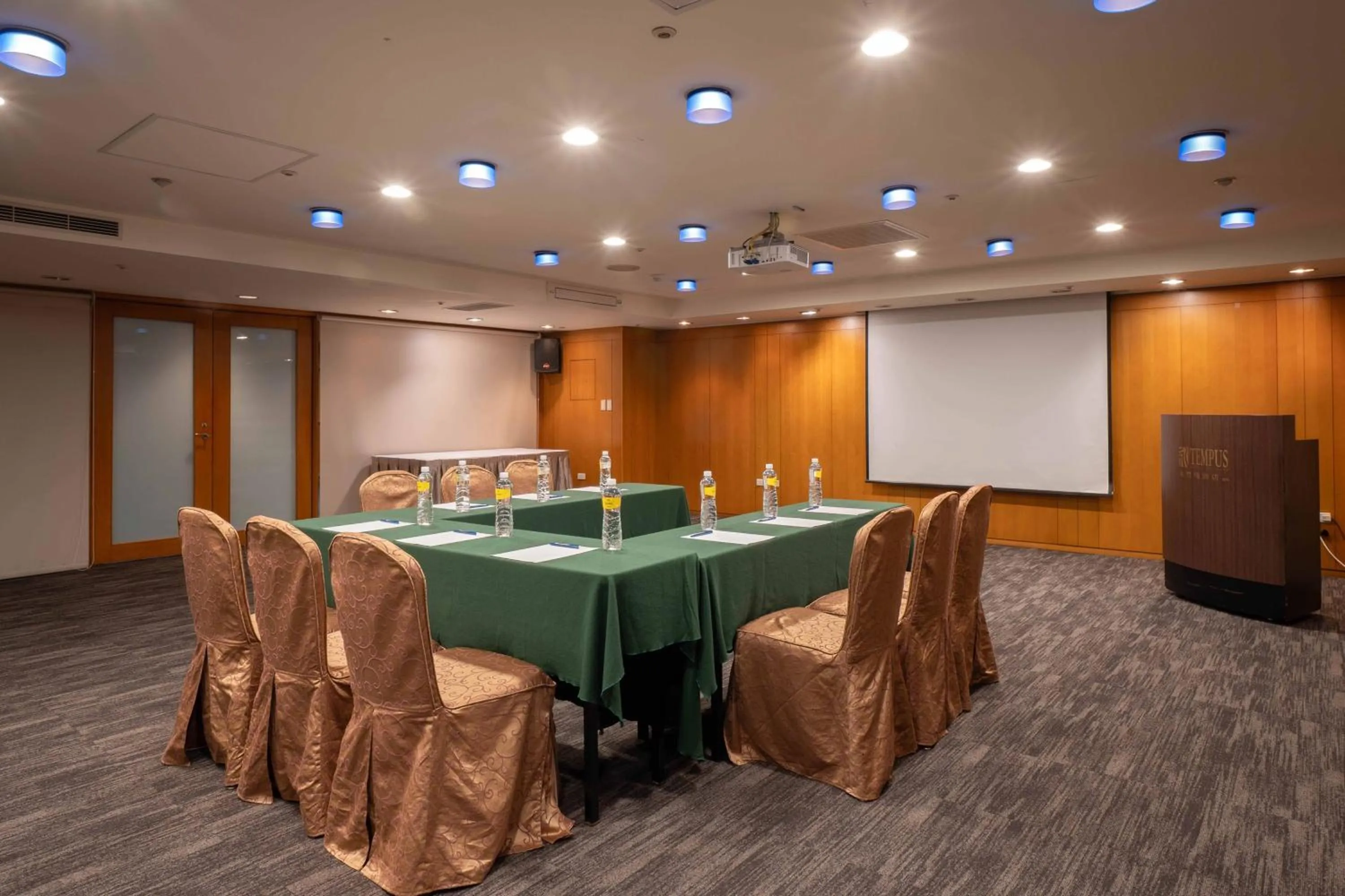 Meeting/conference room in Tempus Hotel
