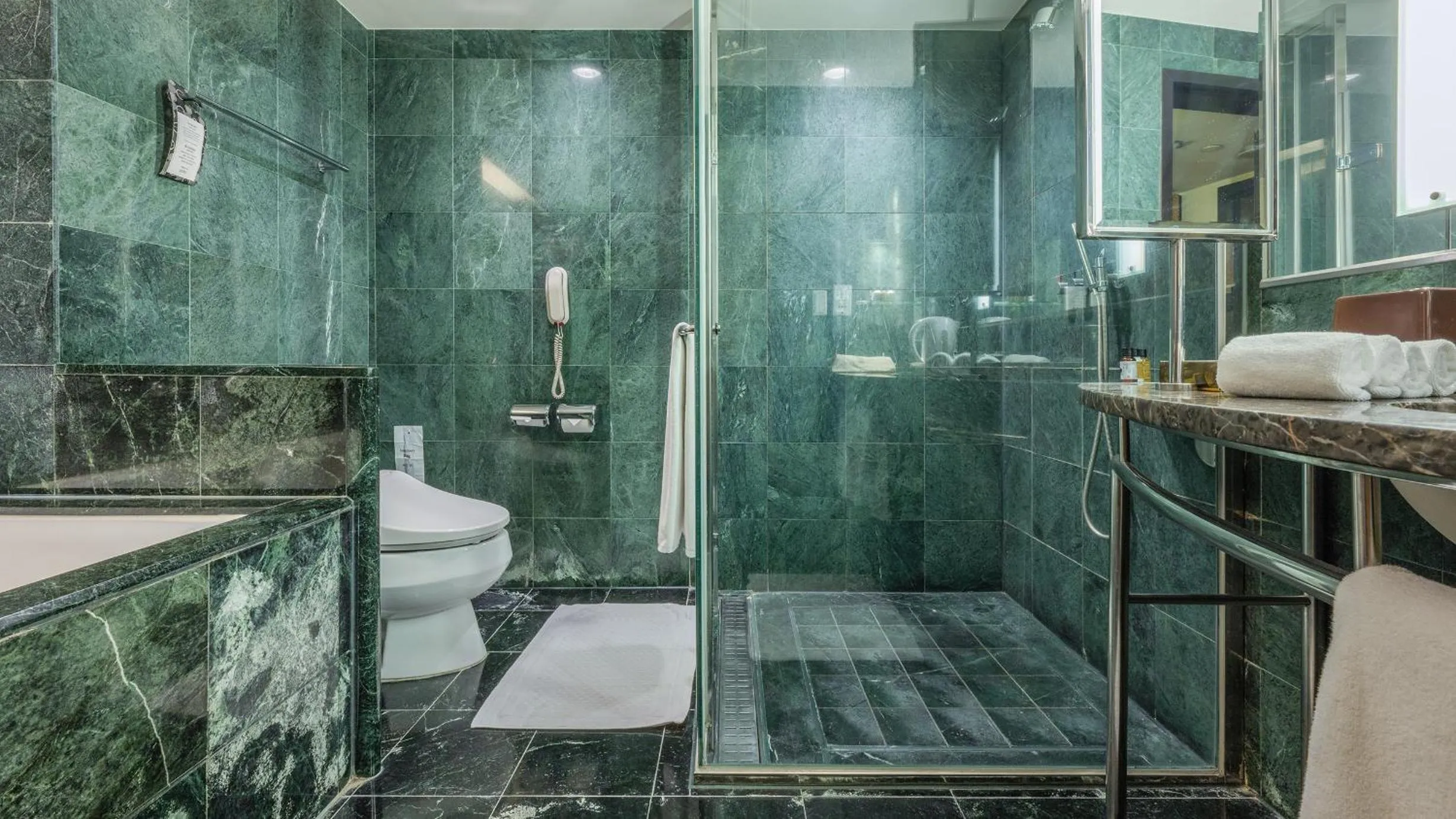 Bathroom in Tempus Hotel