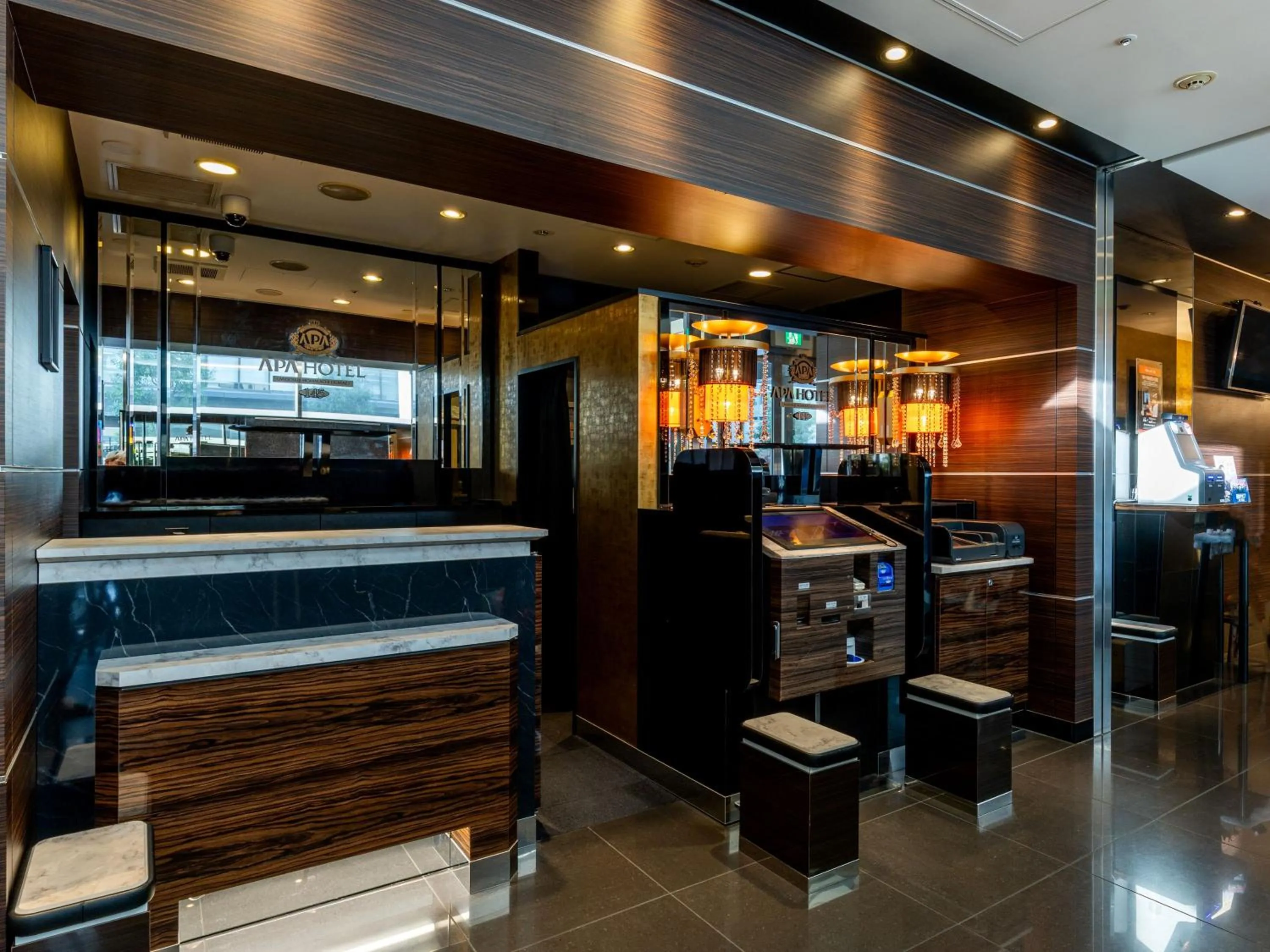 Lobby or reception in APA Hotel Midosuji Hommachi Ekimae