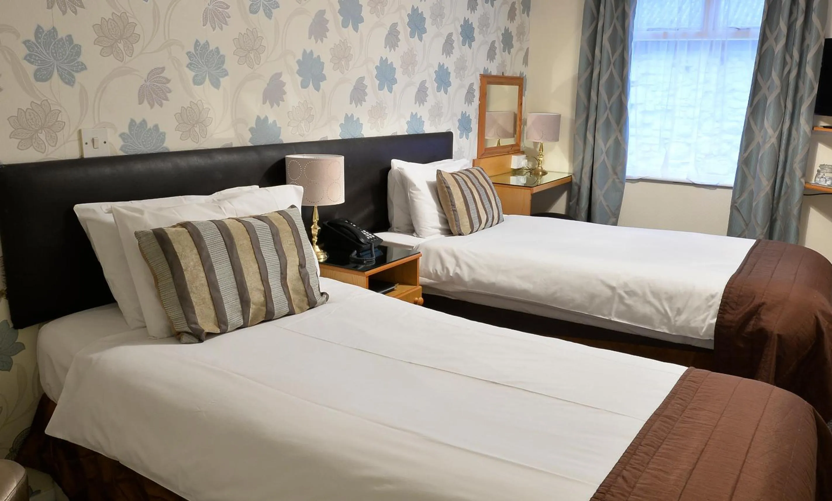 Bedroom in Dobbins Inn