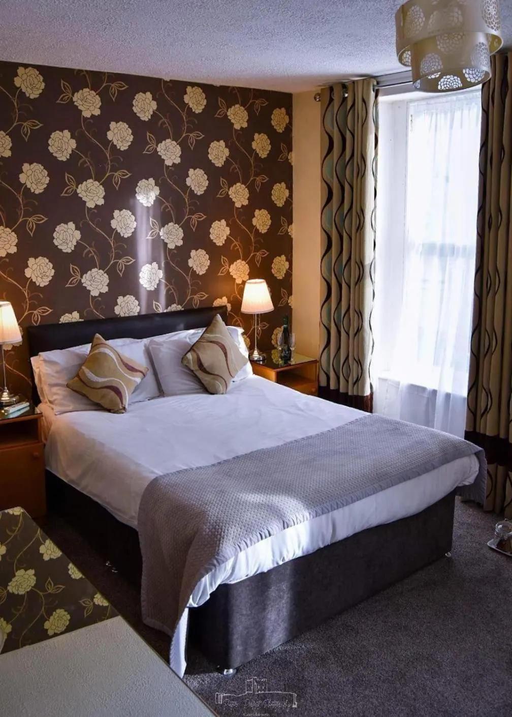 Family in Dobbins Inn