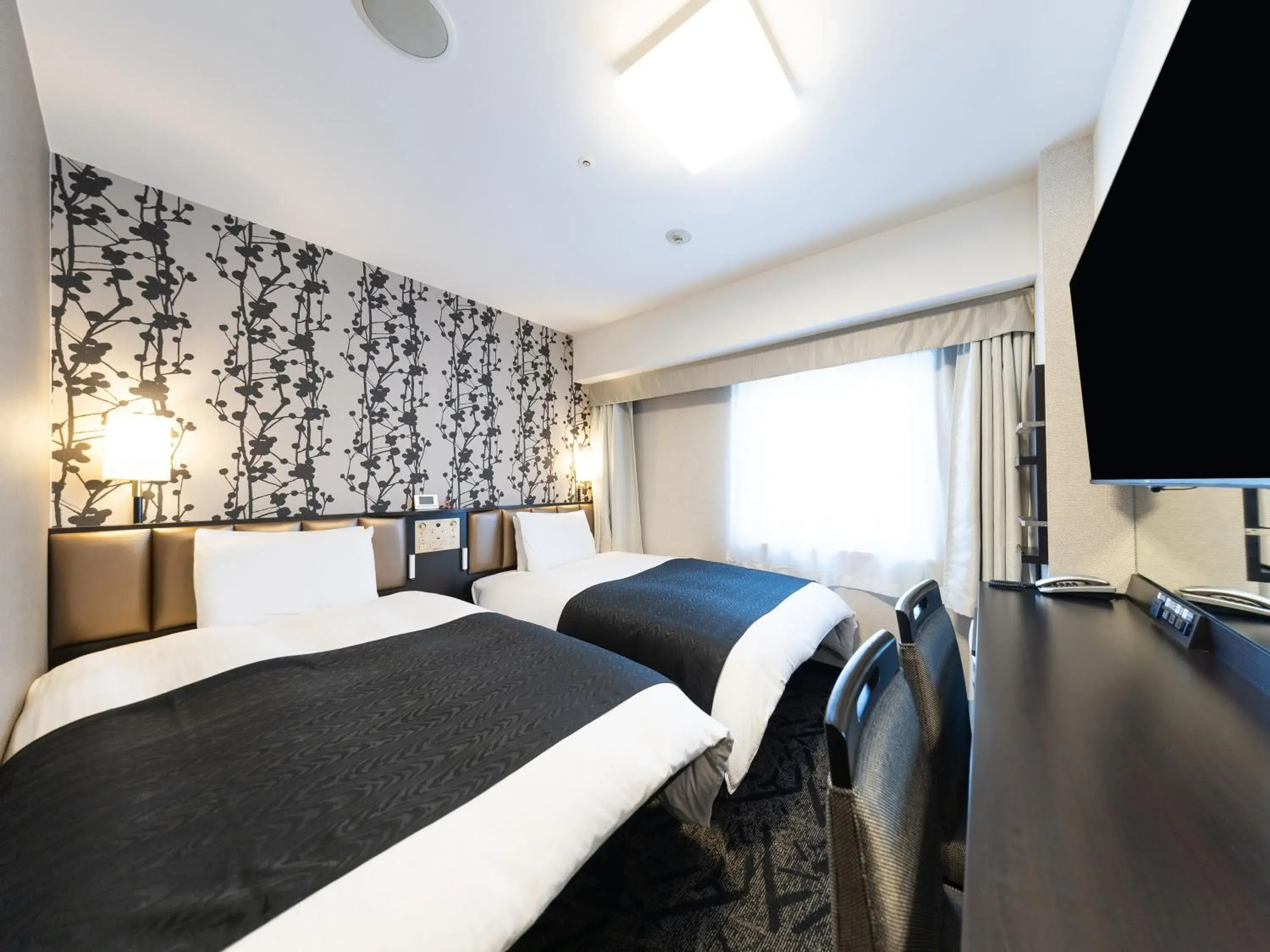 Twin Room - Non-Smoking in APA Hotel Tennoji Ekimae Twin Room - Non-Smoking in APA Hotel Tennoji Ekimae