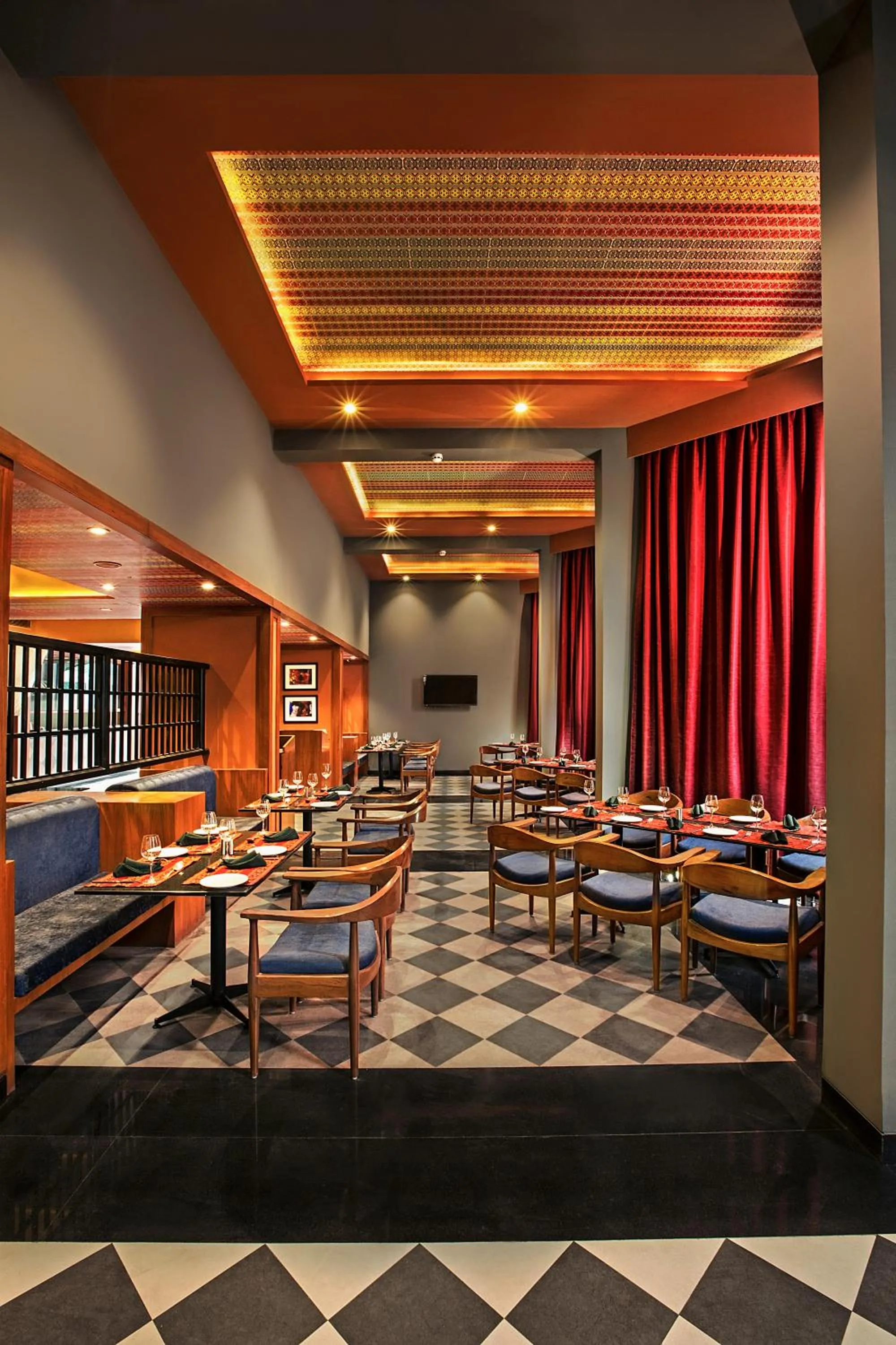 Restaurant/places to eat in Sterling Manali