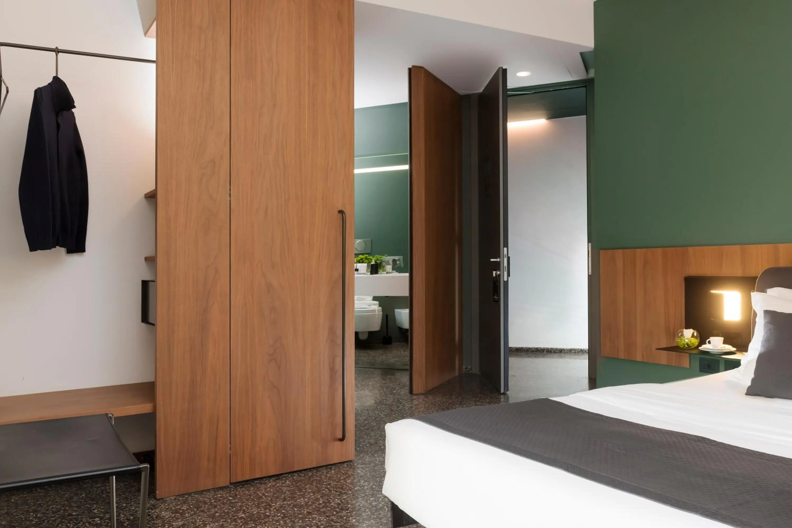 Photo of the whole room, Bed in Hotel Royal Bissolati