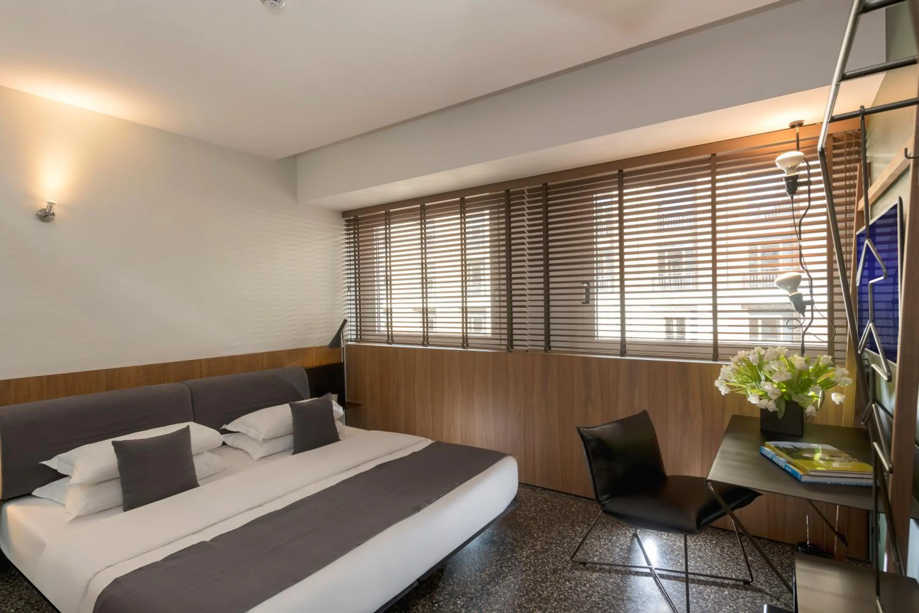 Photo of the whole room, Bed in Hotel Royal Bissolati