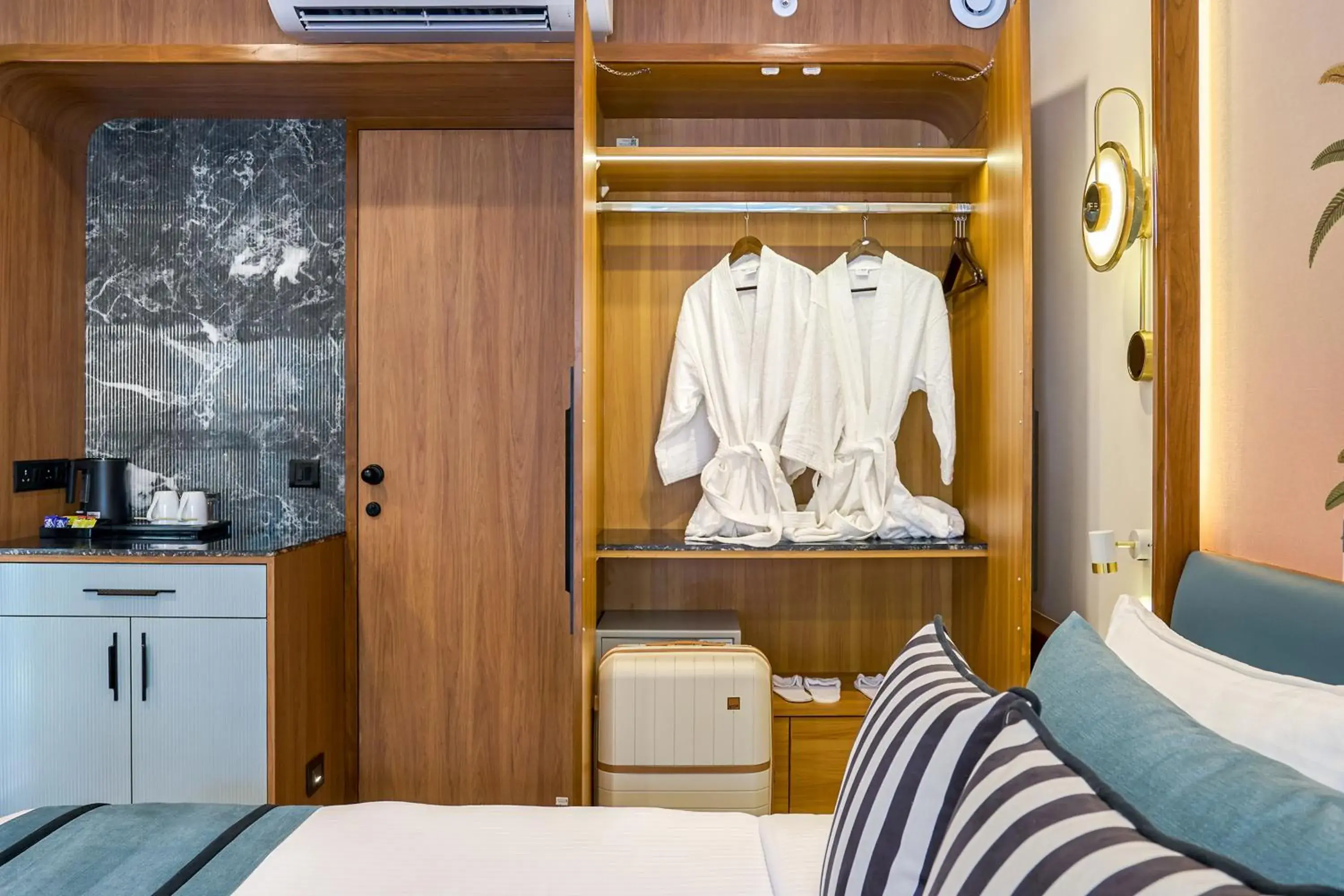 Double Room with Pool View in Estrela Do Mar Beach Resort - A Beach Property Double Room with Pool View in Estrela Do Mar Beach Resort - A Beach Property