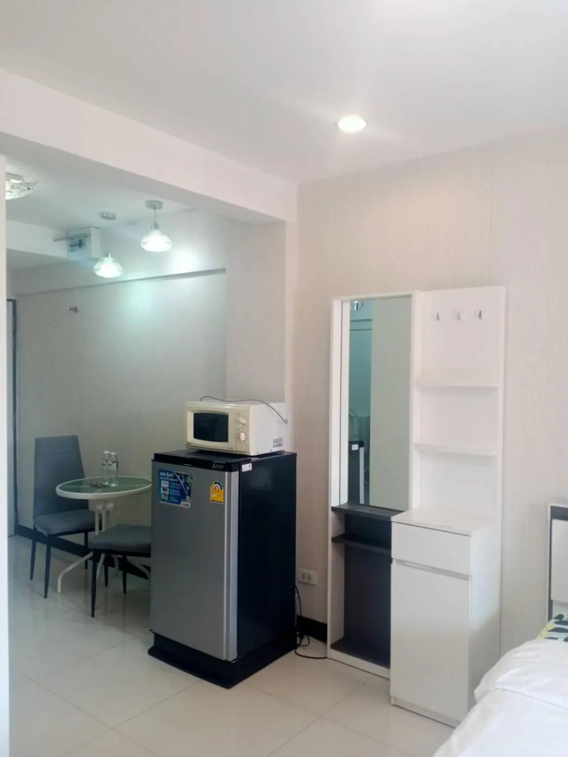 Dining area in Baan Sabai Rama IV Apartment