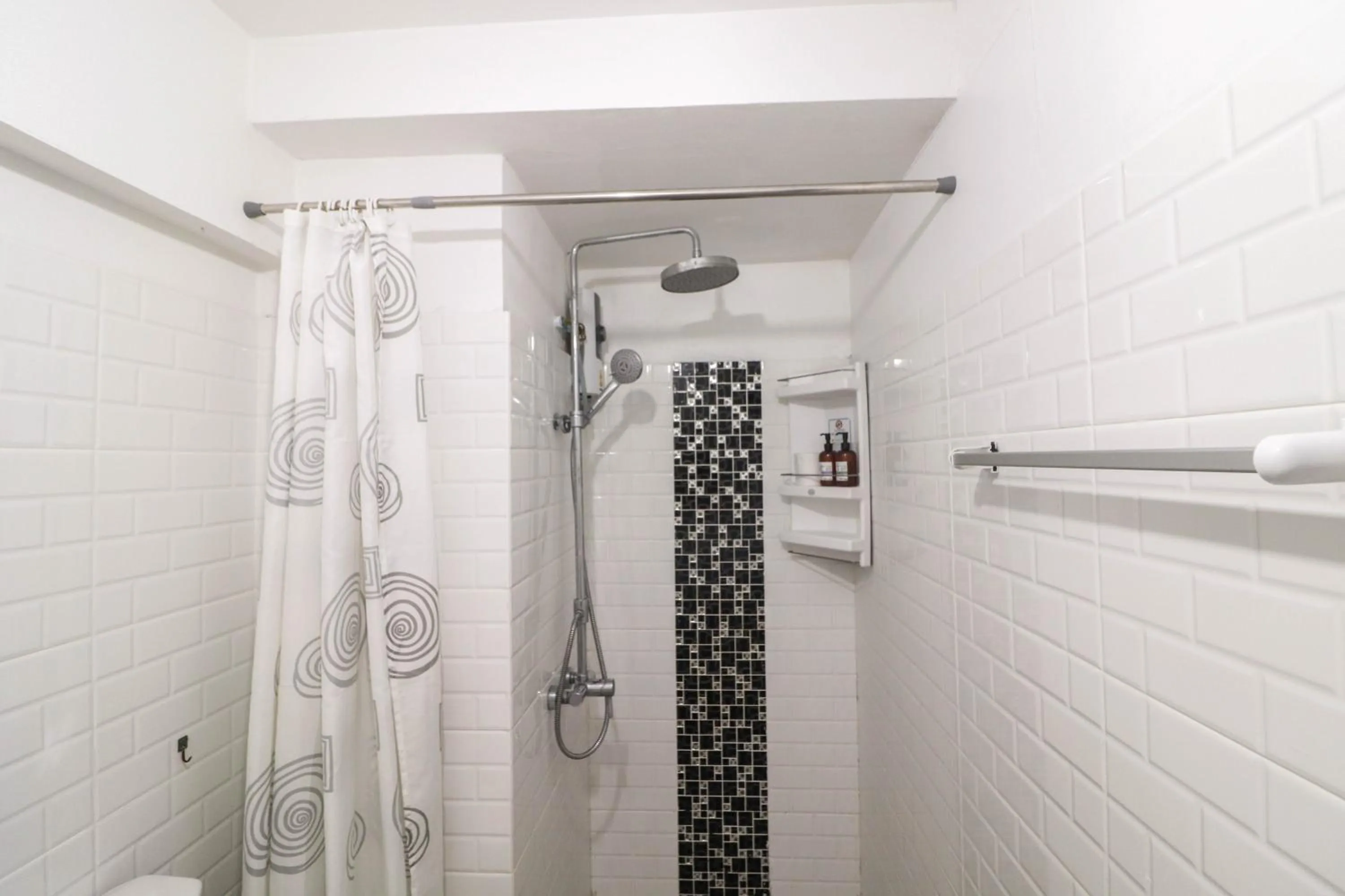 Bathroom in Baan Sabai Rama IV Apartment