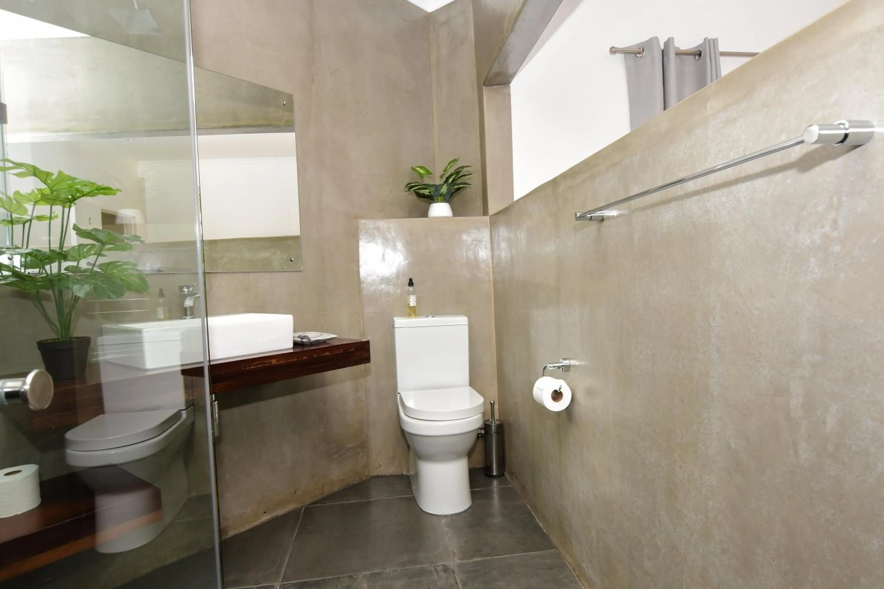 Shower in OnQ Accommodation