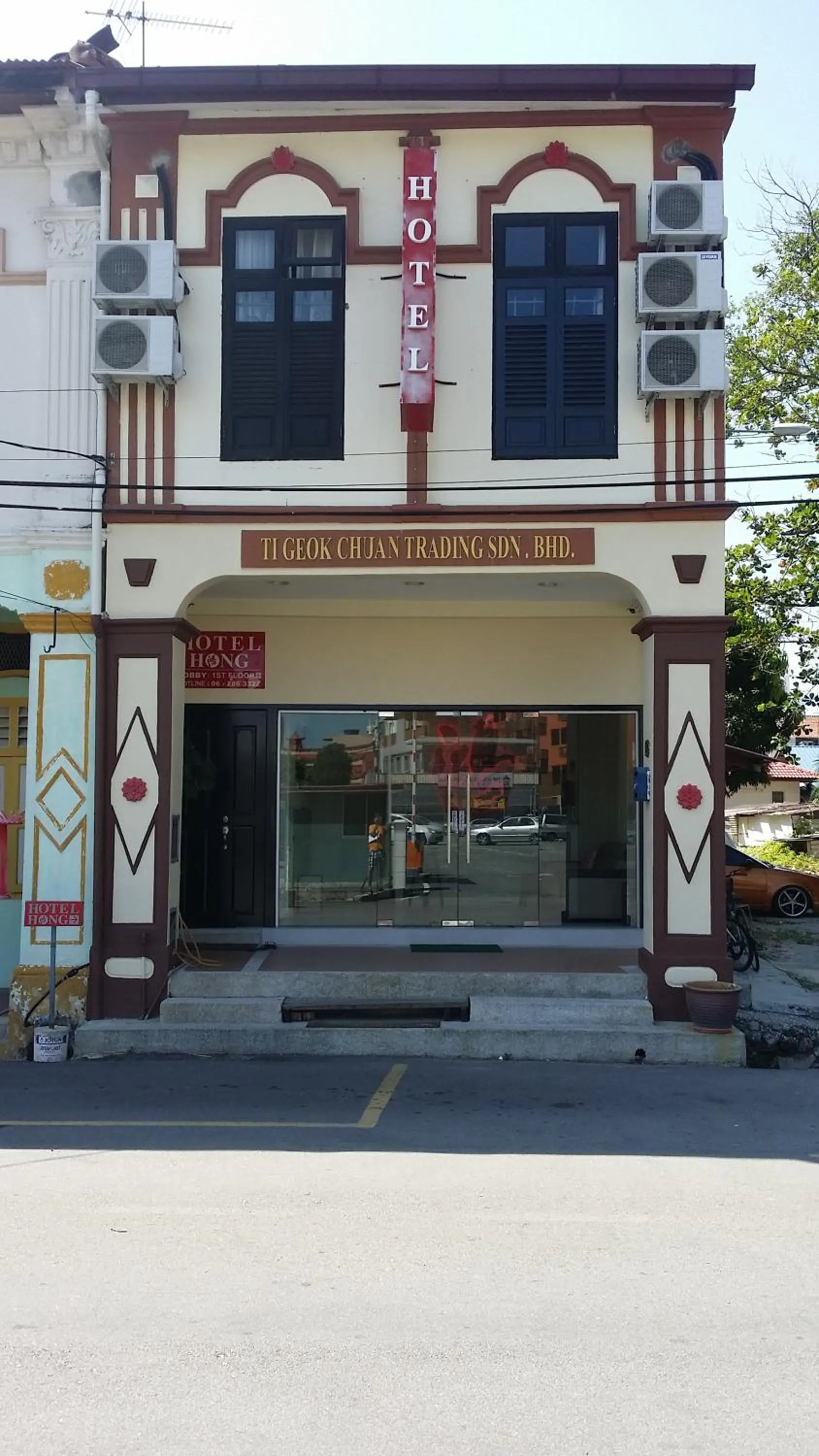 Facade/entrance in Hotel Hong
