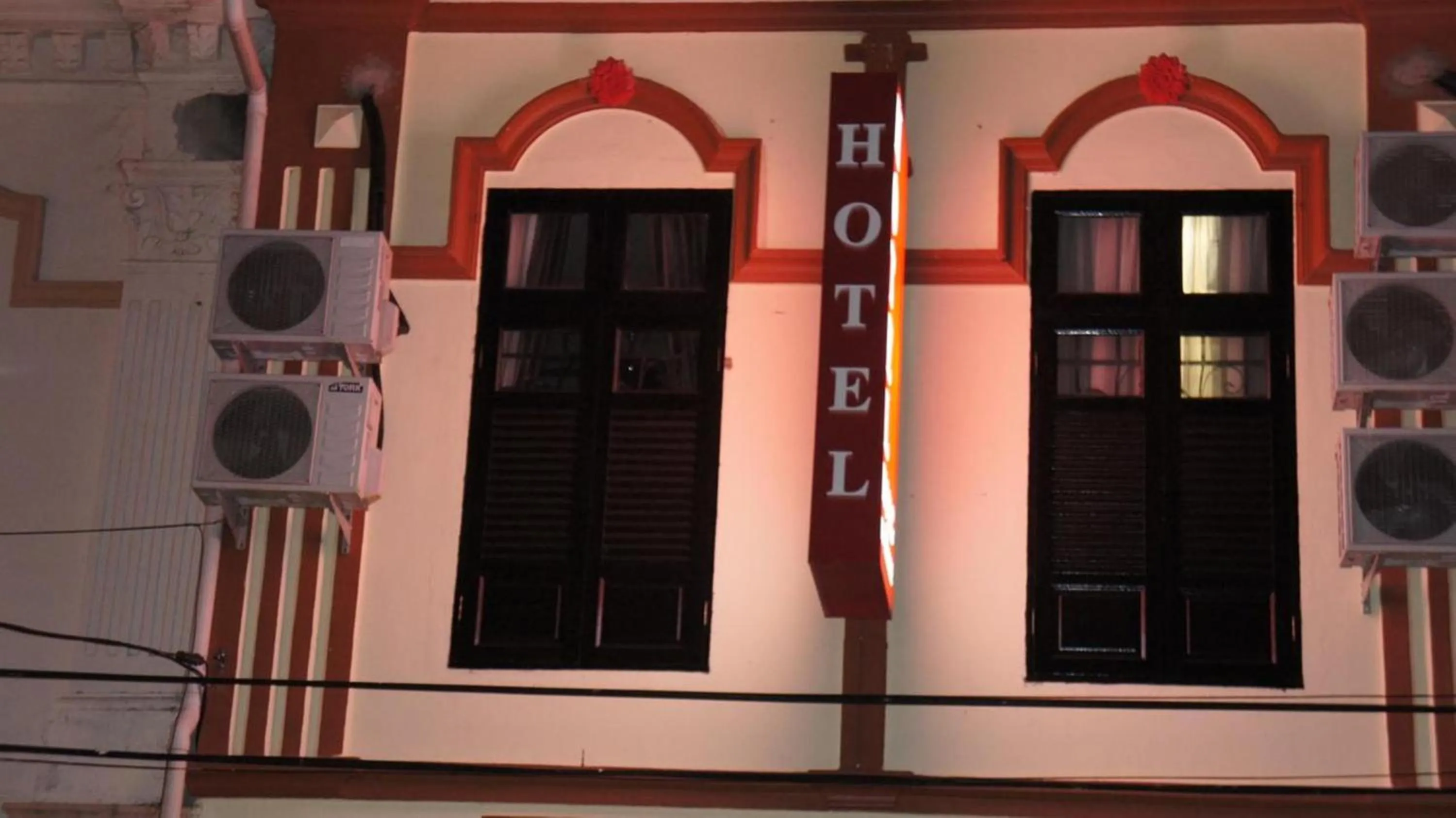 Facade/entrance in Hotel Hong