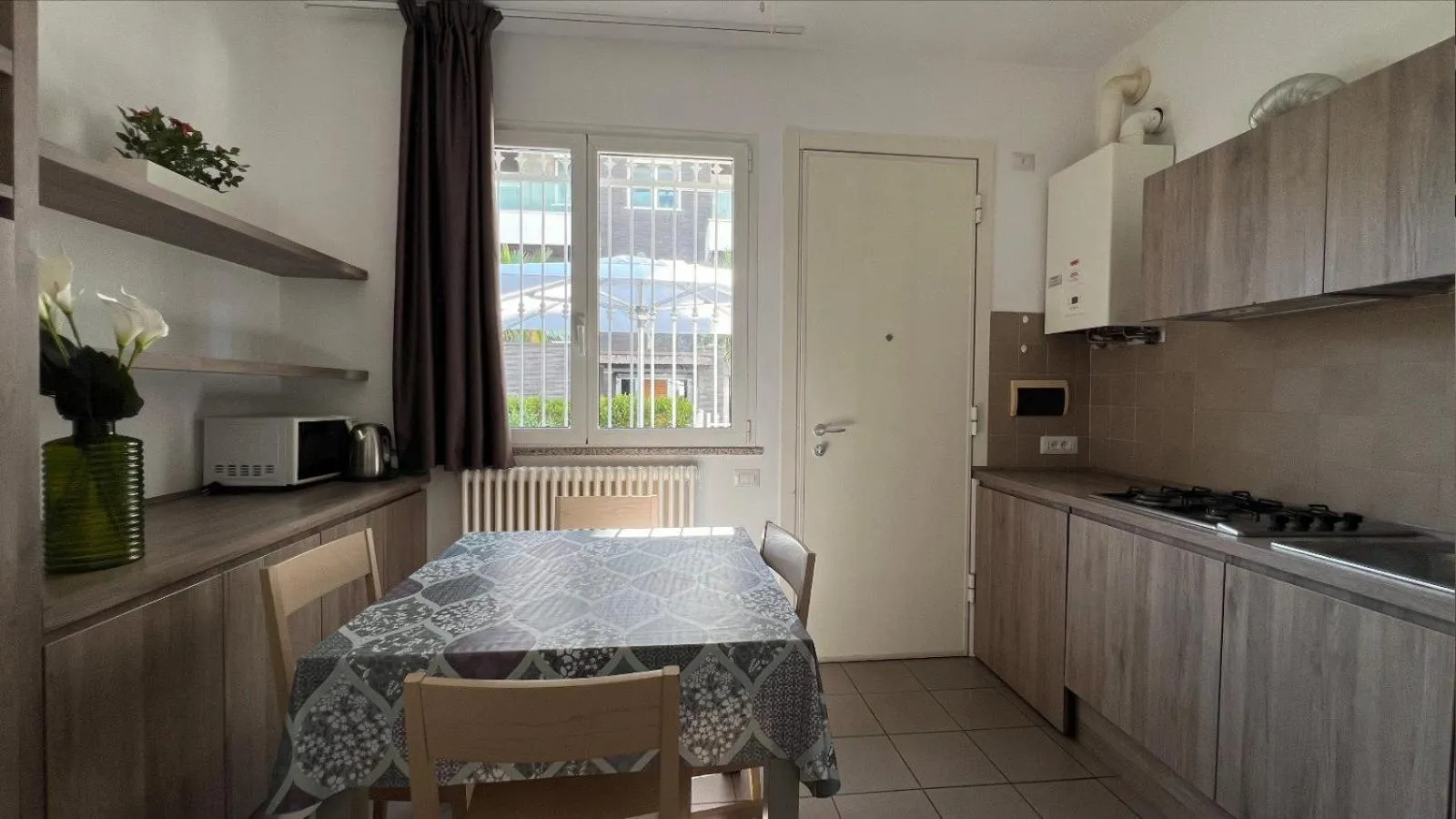 microwave in Residence Perla