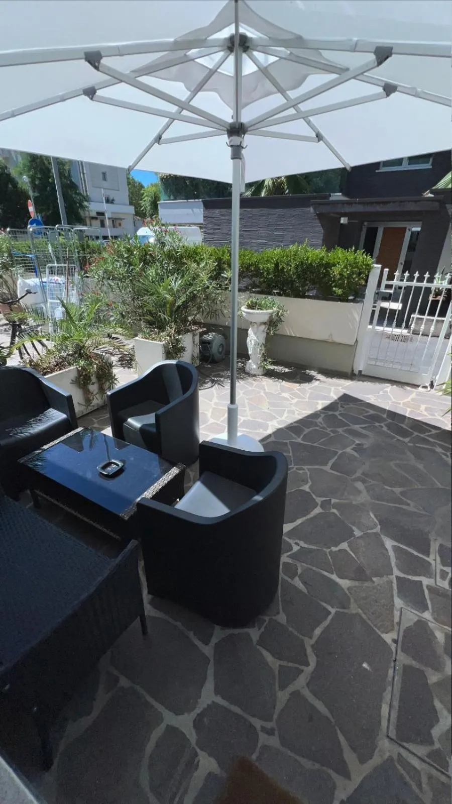 Inner courtyard view in Residence Perla