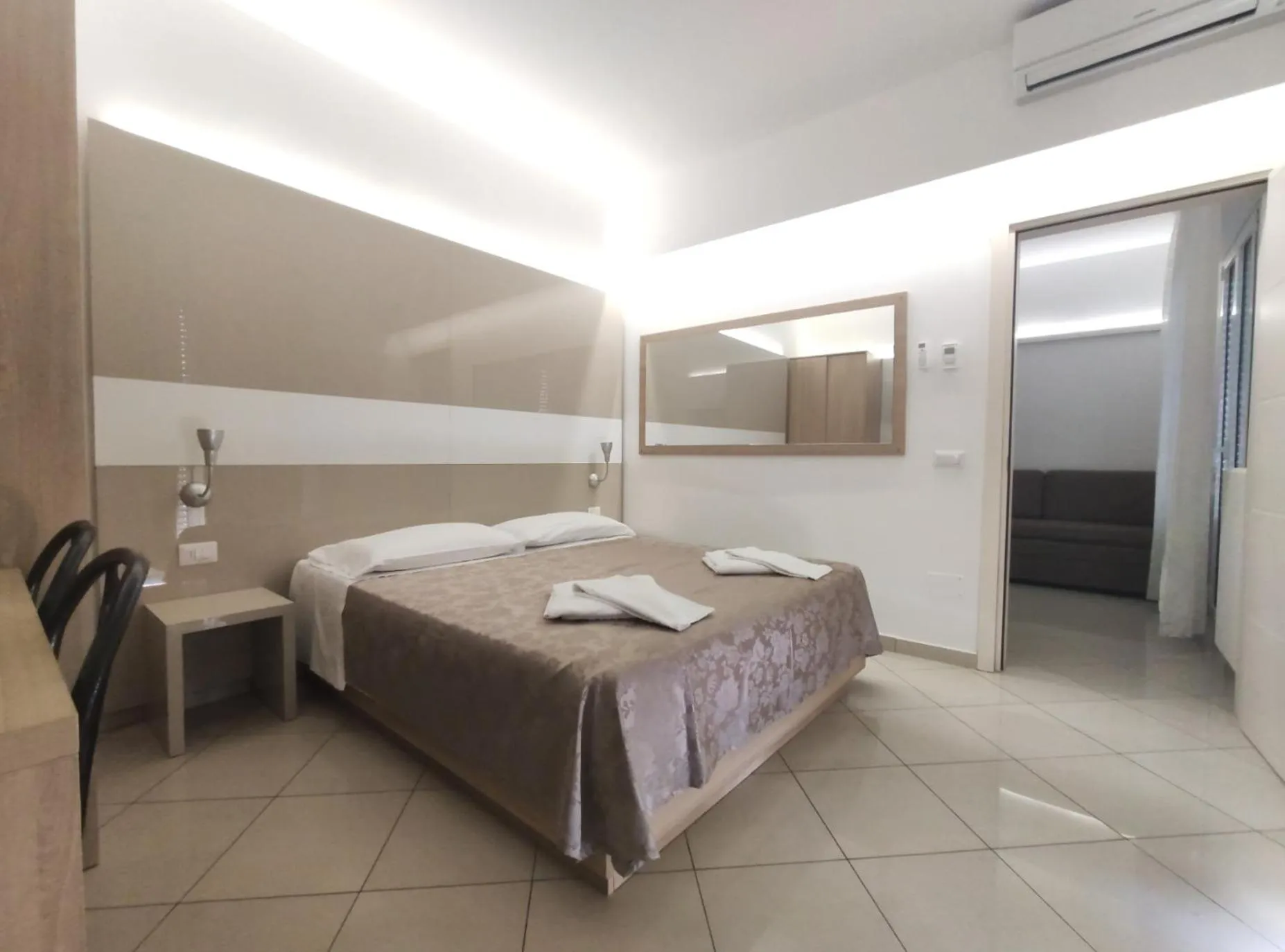 Bedroom, Bed in Residence Perla